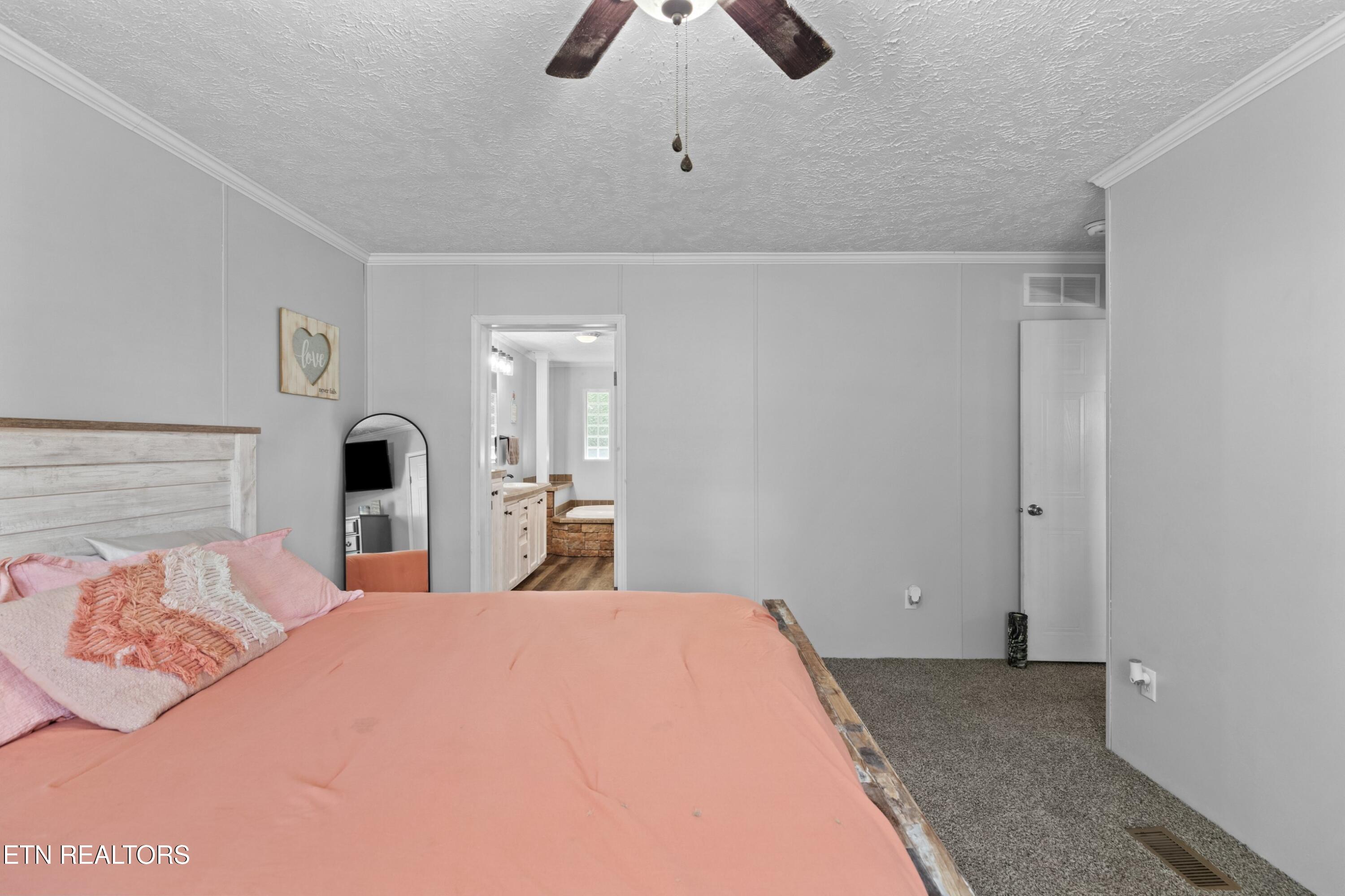 831 Pineridge Road Dandridge TN 37725