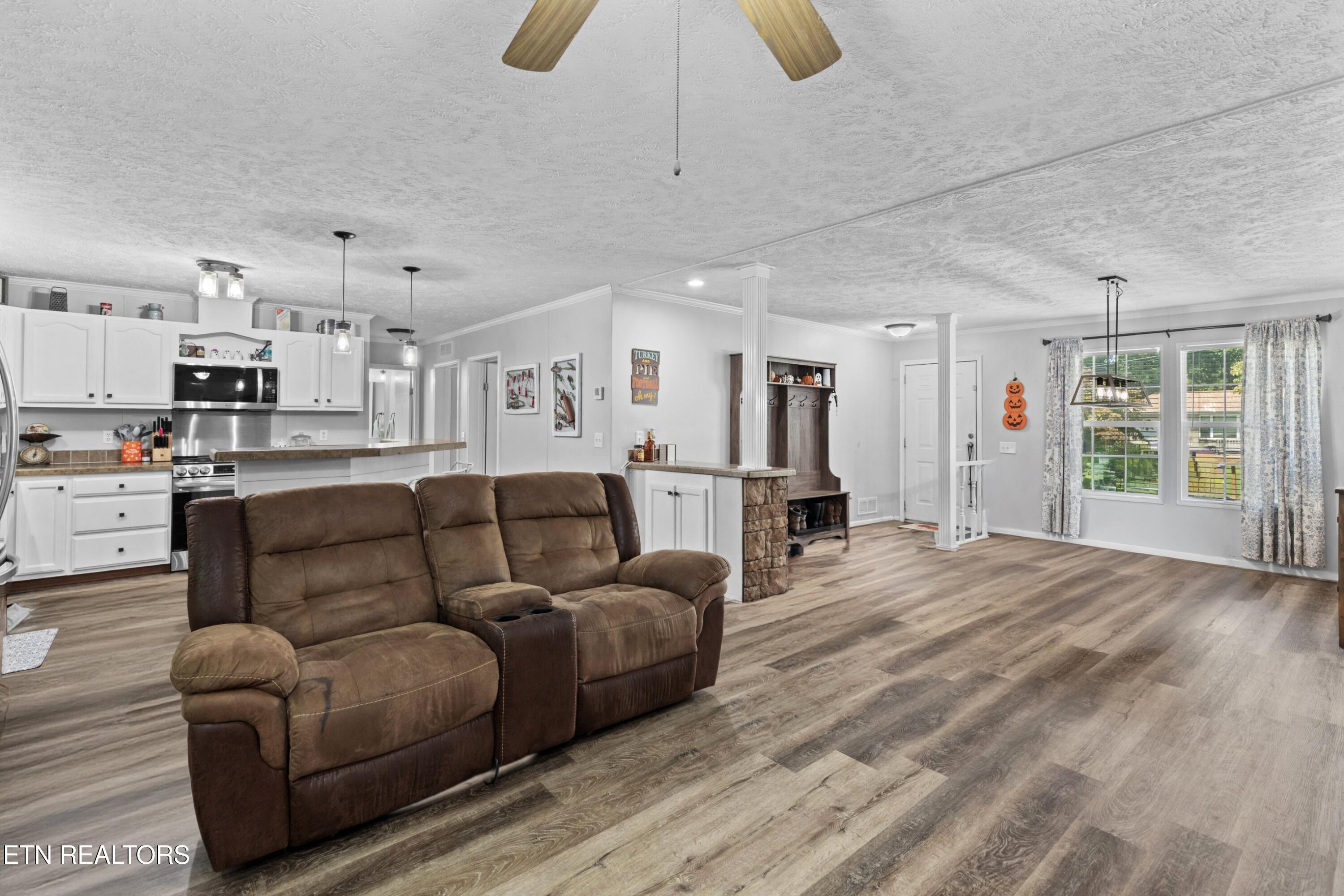 831 Pineridge Road Dandridge TN 37725