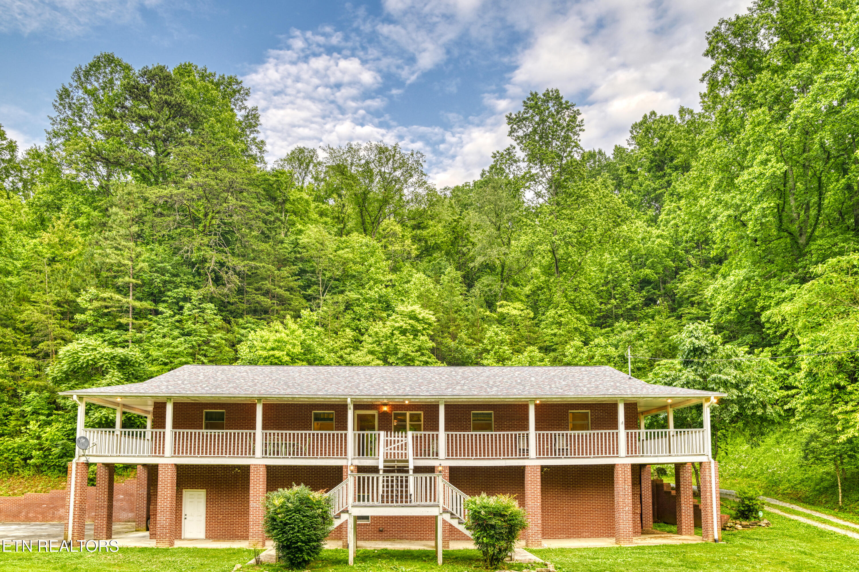609 Lane Hollow Road Sevierville TN 37876
