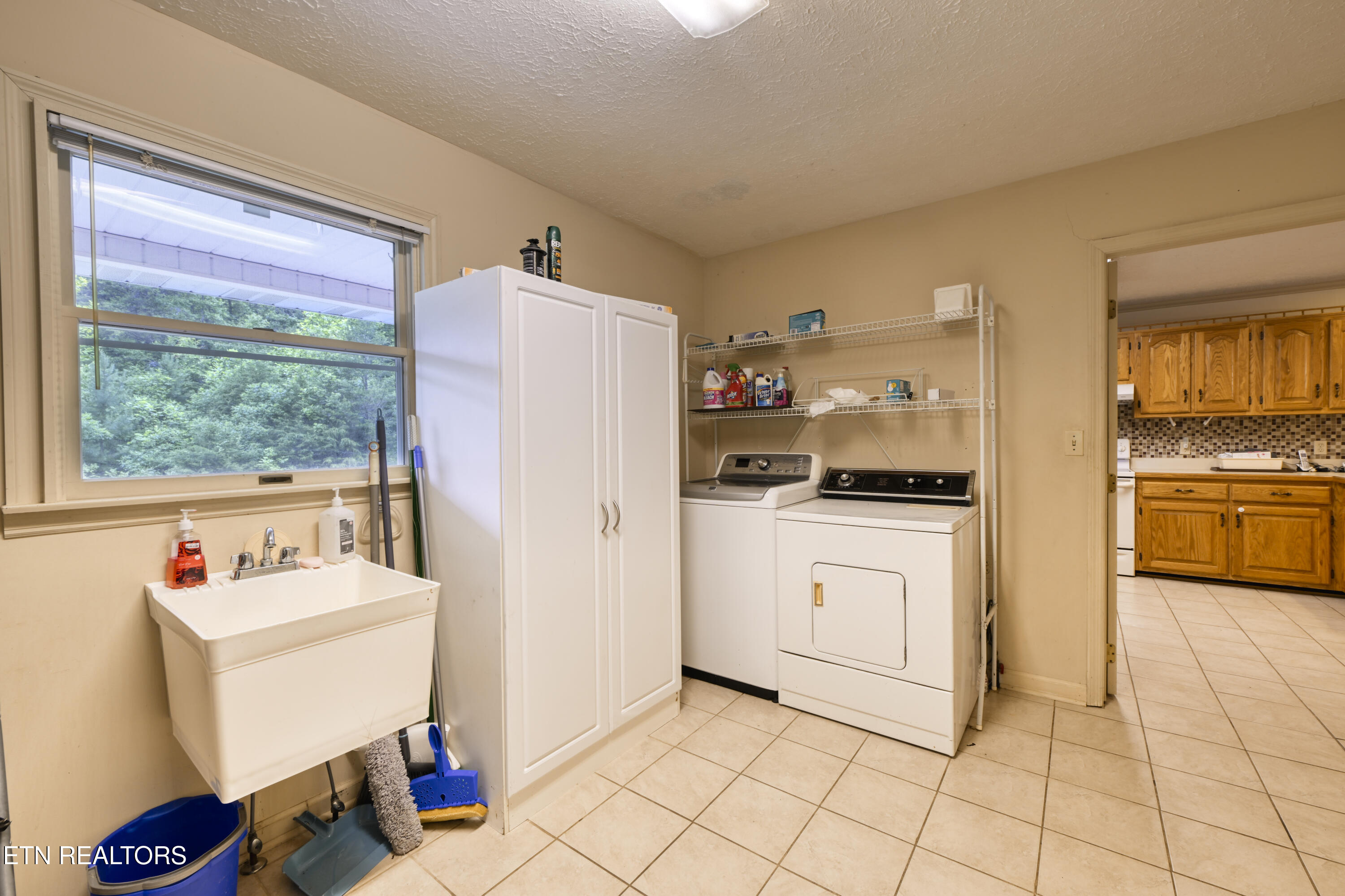 609 Lane Hollow Road Sevierville TN 37876
