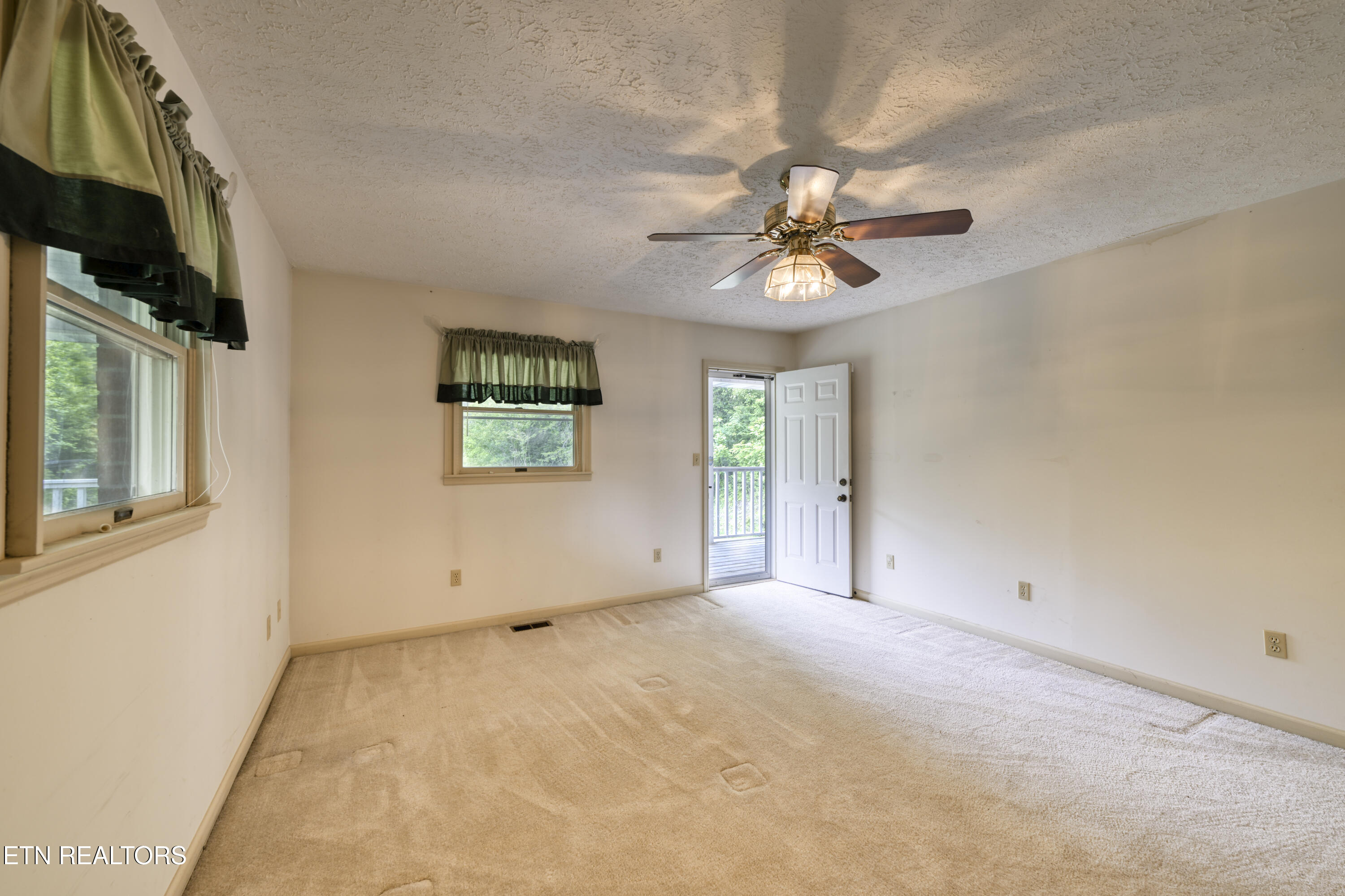 609 Lane Hollow Road Sevierville TN 37876