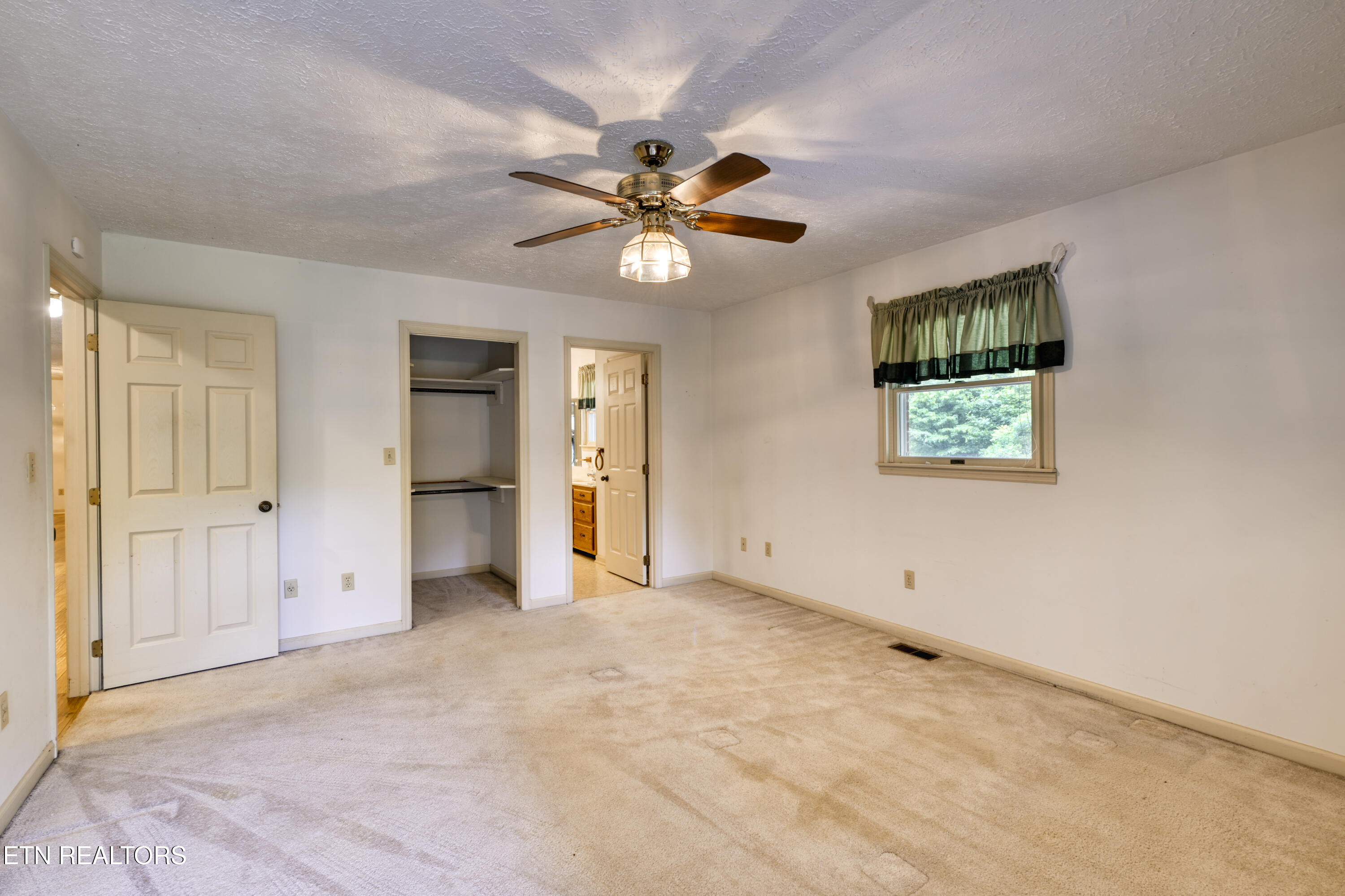 609 Lane Hollow Road Sevierville TN 37876