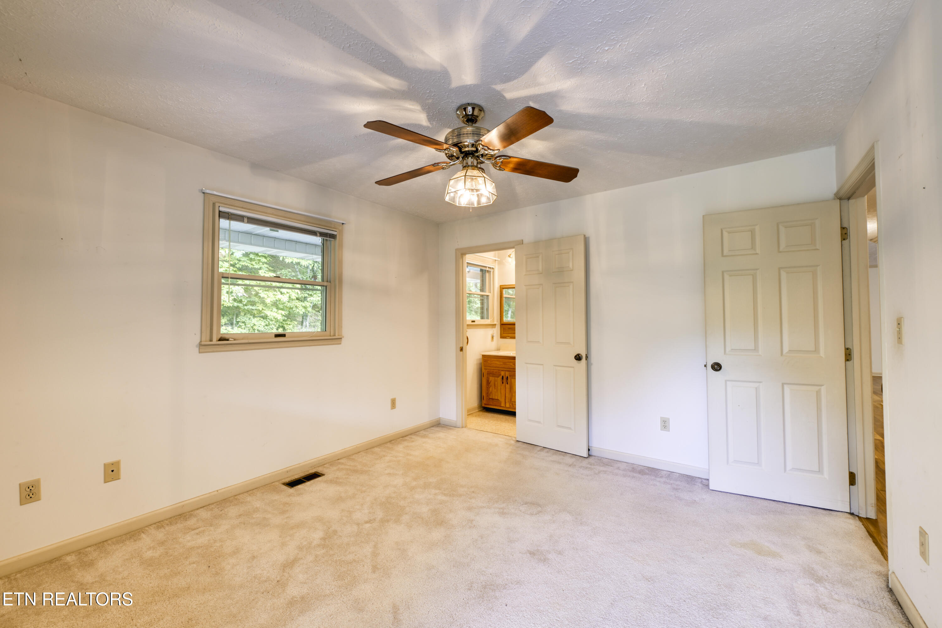609 Lane Hollow Road Sevierville TN 37876
