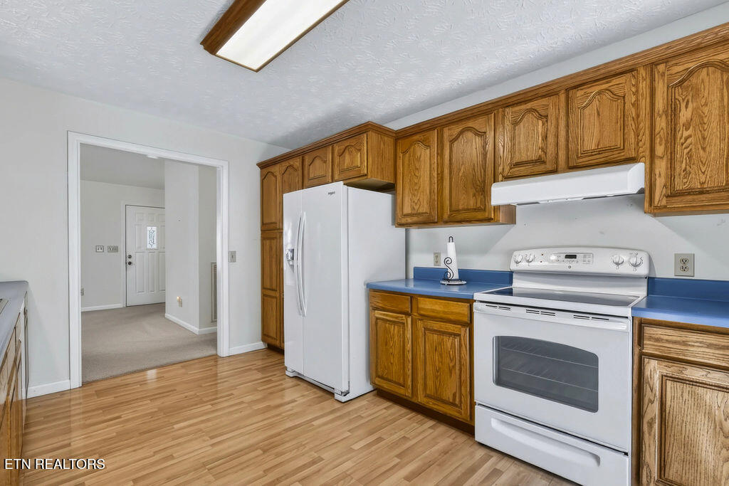 2320 Country Creek Lane Sevierville TN 37862