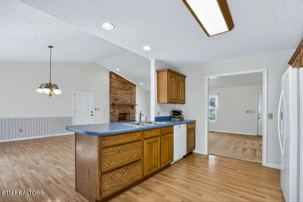 2320 Country Creek Lane Sevierville TN 37862