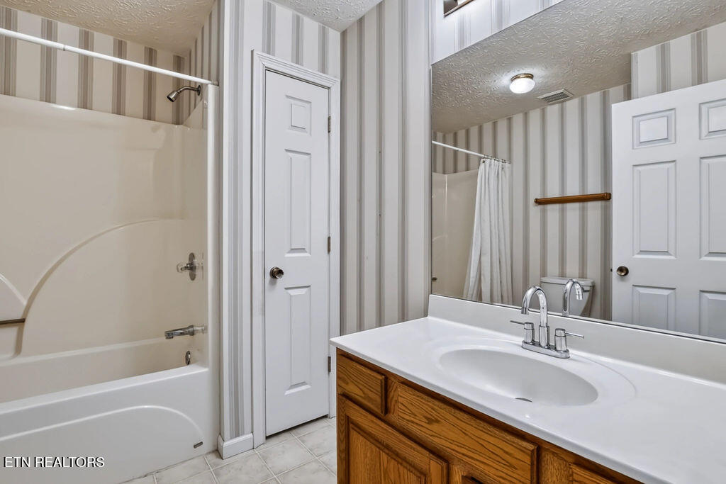 2320 Country Creek Lane Sevierville TN 37862