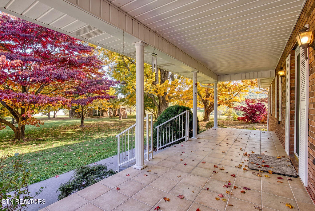 2320 Country Creek Lane Sevierville TN 37862