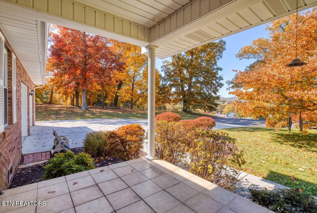2320 Country Creek Lane Sevierville TN 37862