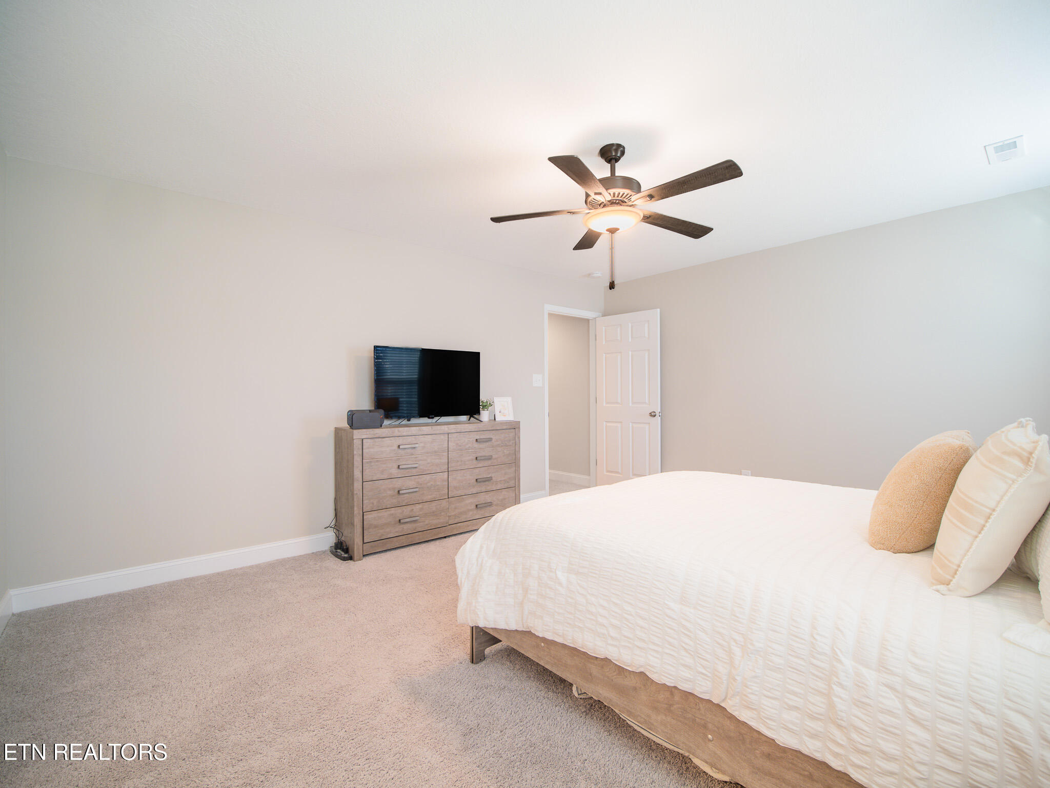 4720 Stoneyhurst Lane Knoxville TN 37918
