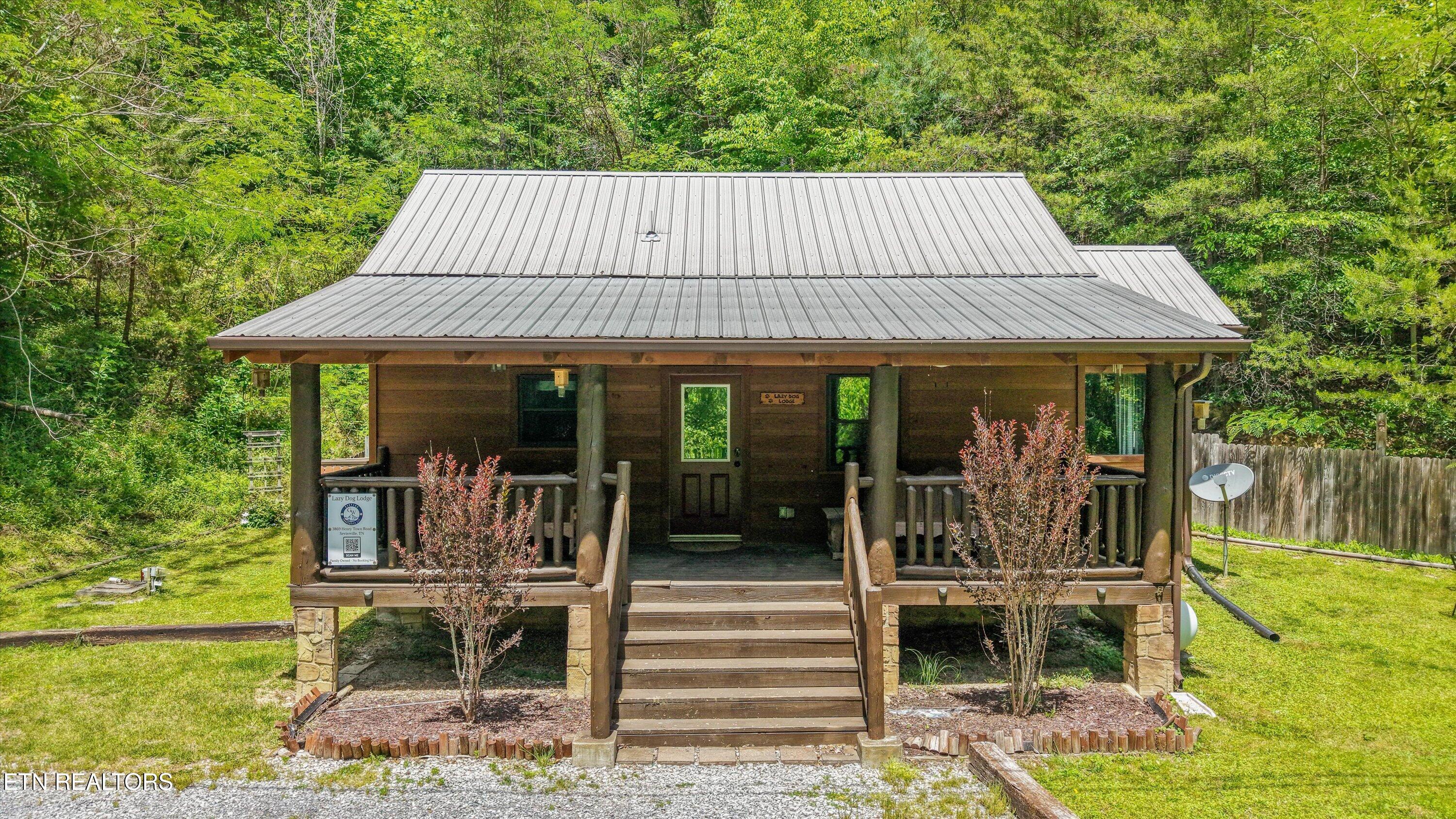 3869 Henry Town Road Sevierville TN 37876