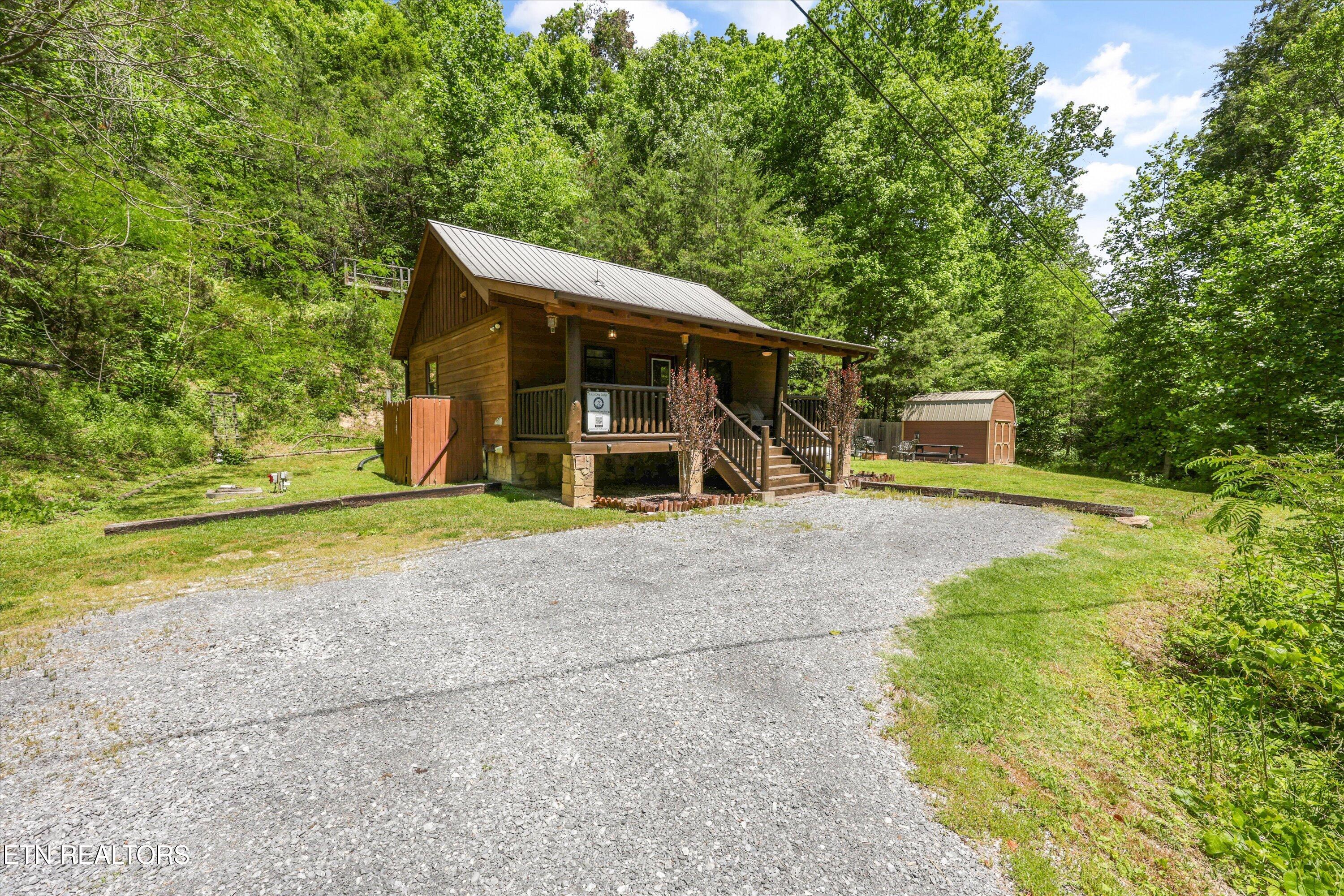 3869 Henry Town Road Sevierville TN 37876