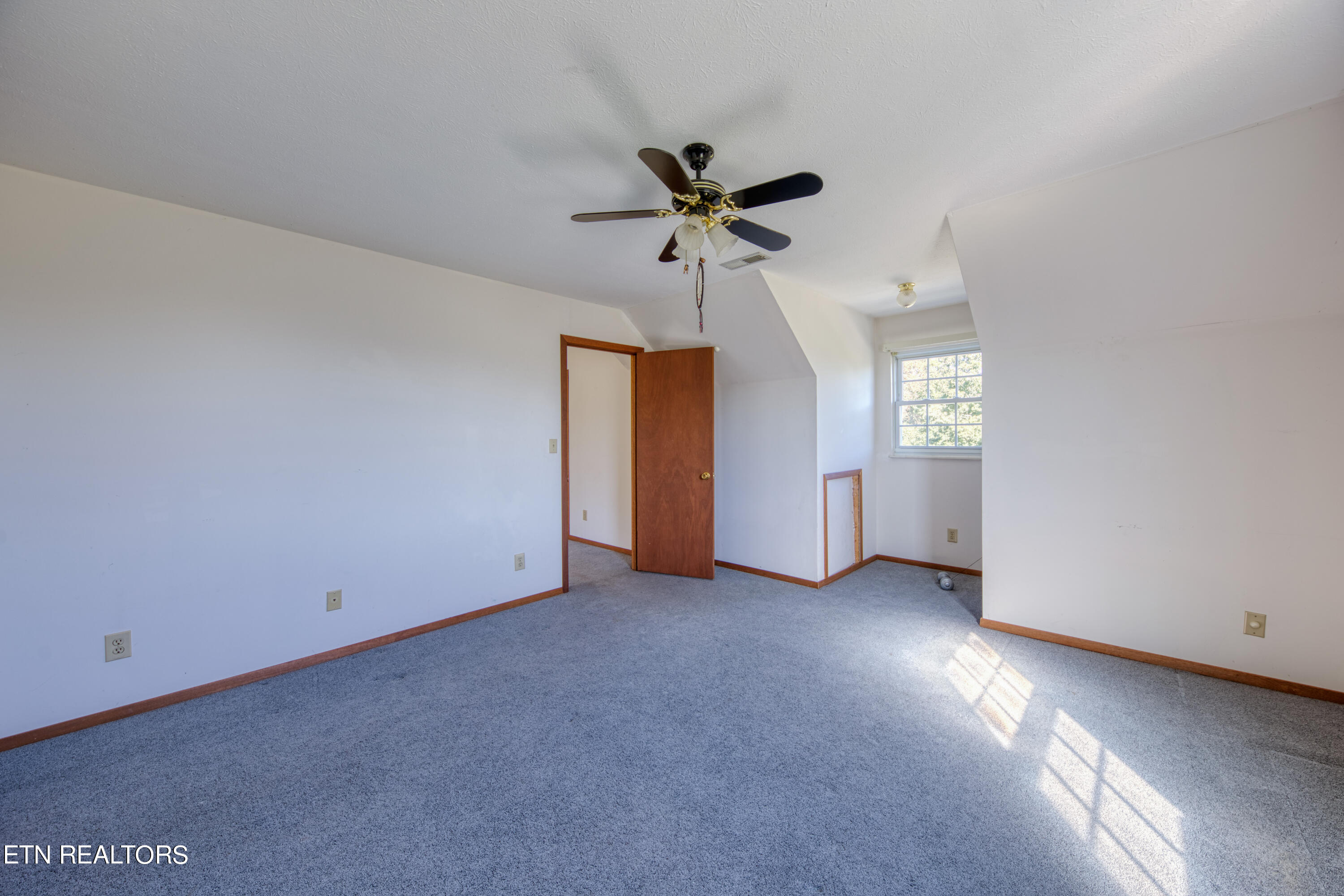 1517 Stony Point Road Knoxville TN 37914