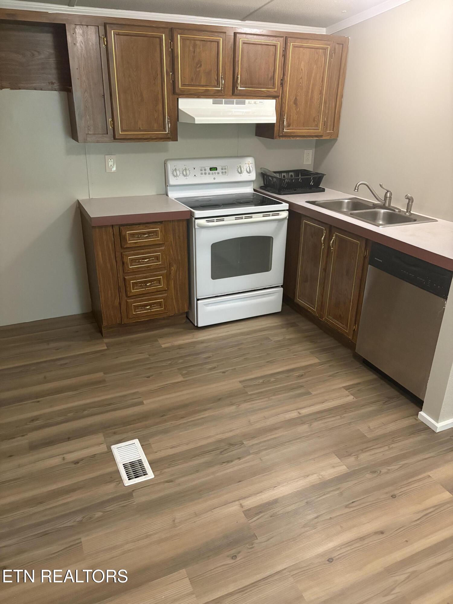 254 Dartmoor Drive Crossville TN 38558