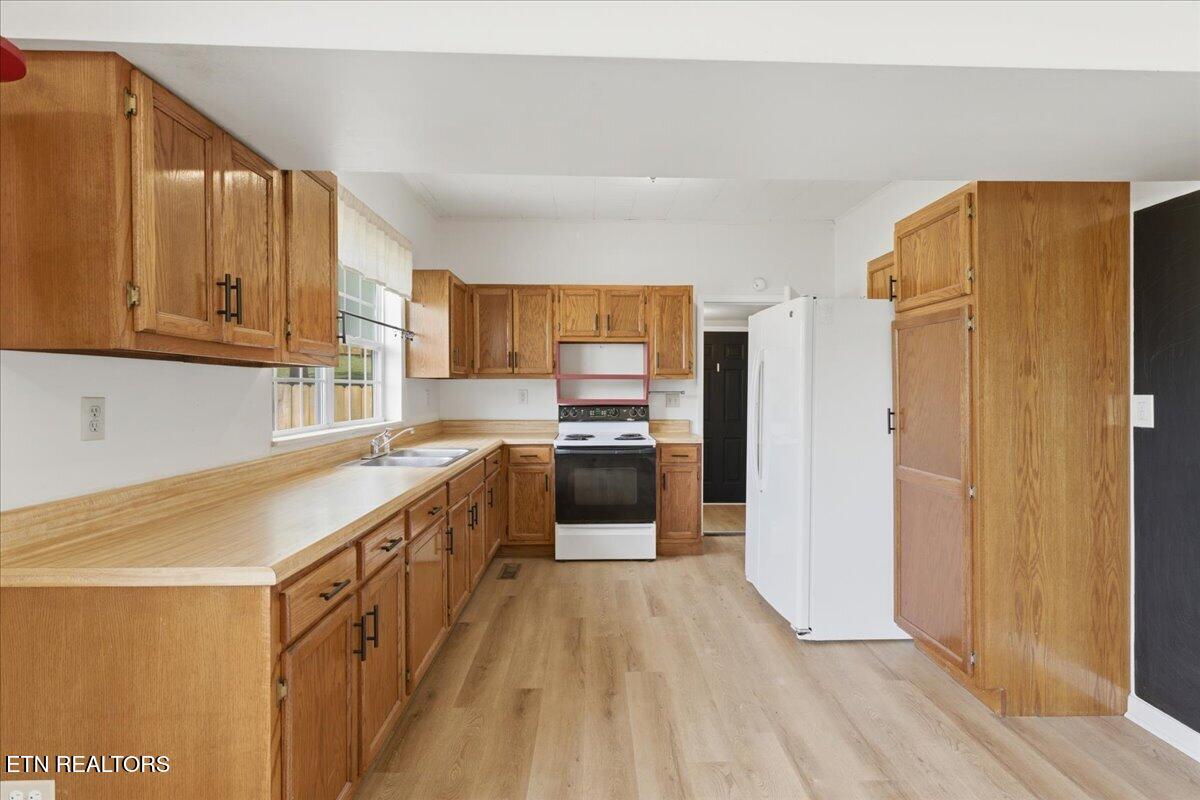714 Steekee Road Loudon TN 37774
