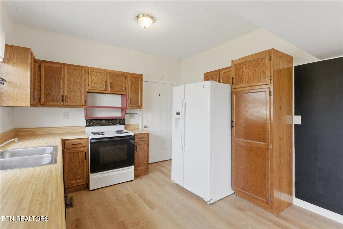 714 Steekee Road Loudon TN 37774