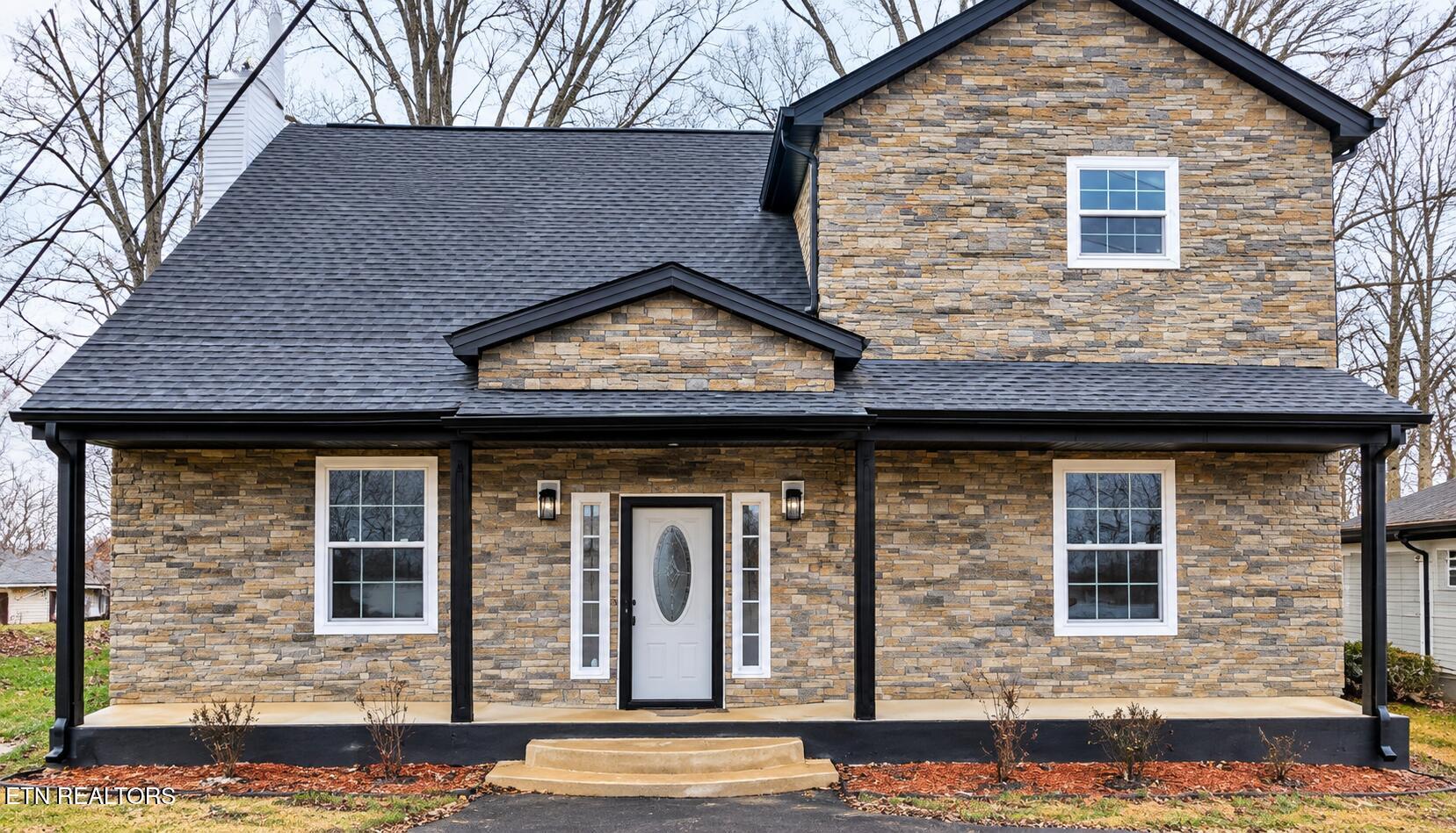 901 & 903 Kyle Street Lafollette TN 37766