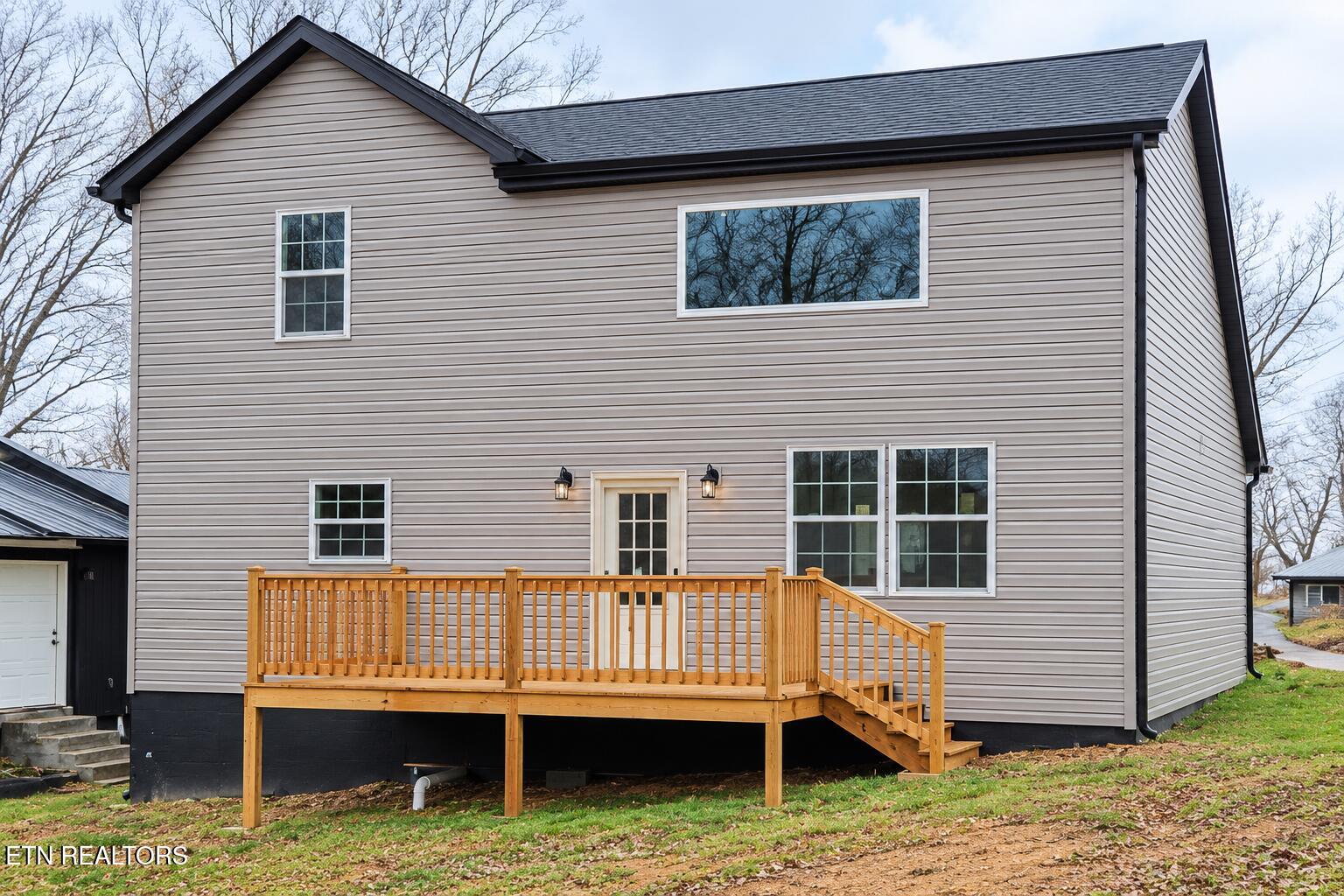 901 & 903 Kyle Street Lafollette TN 37766