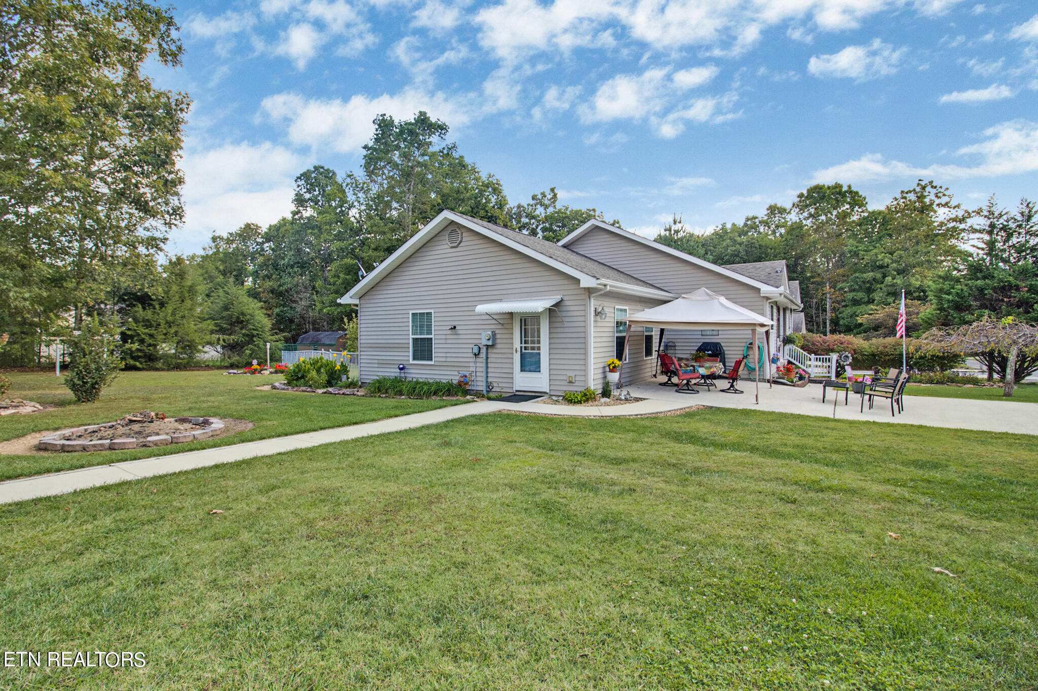7015 Chief White Eagle Lane Crossville TN 38572