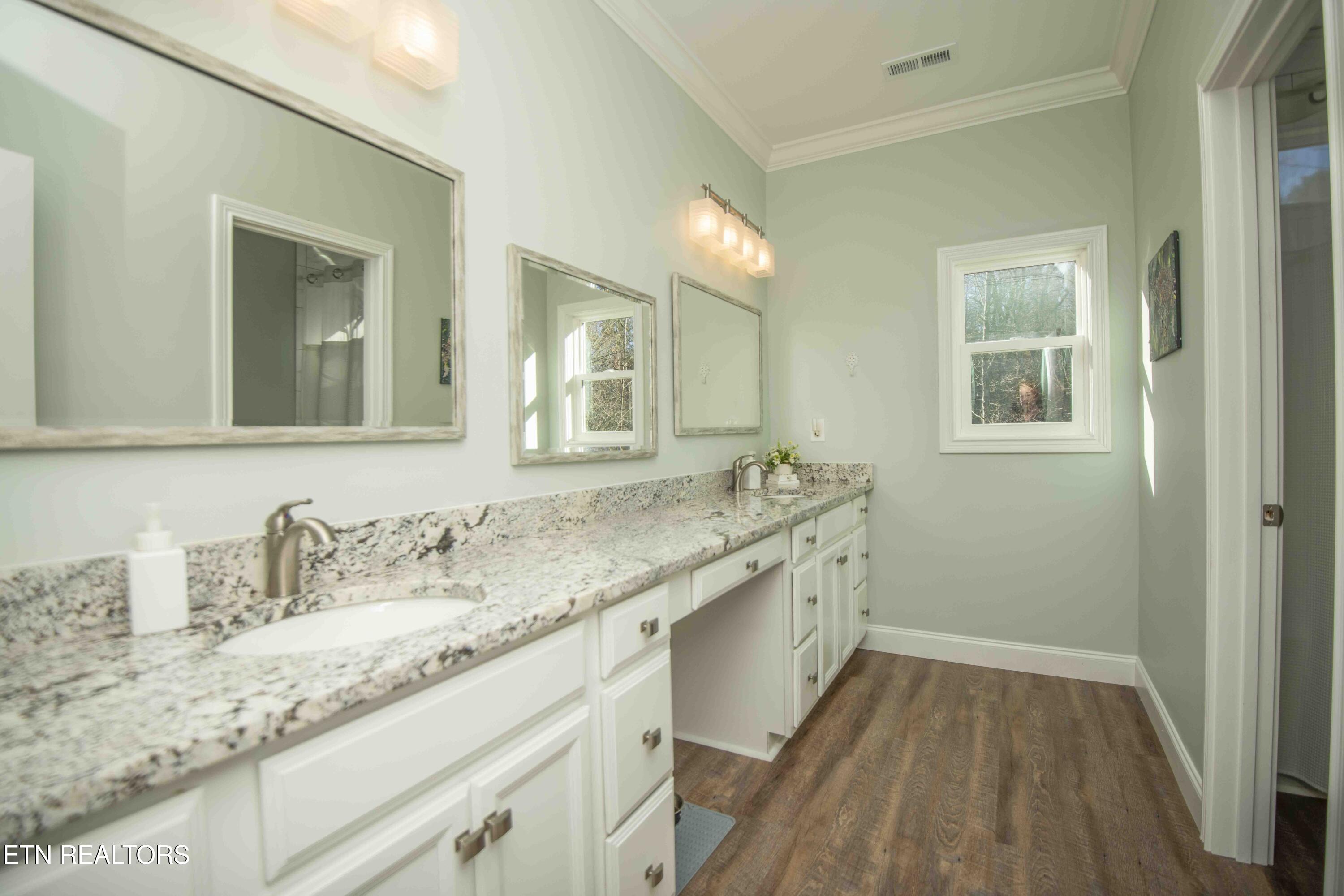 9223 White Lightning Way Knoxville TN 37938