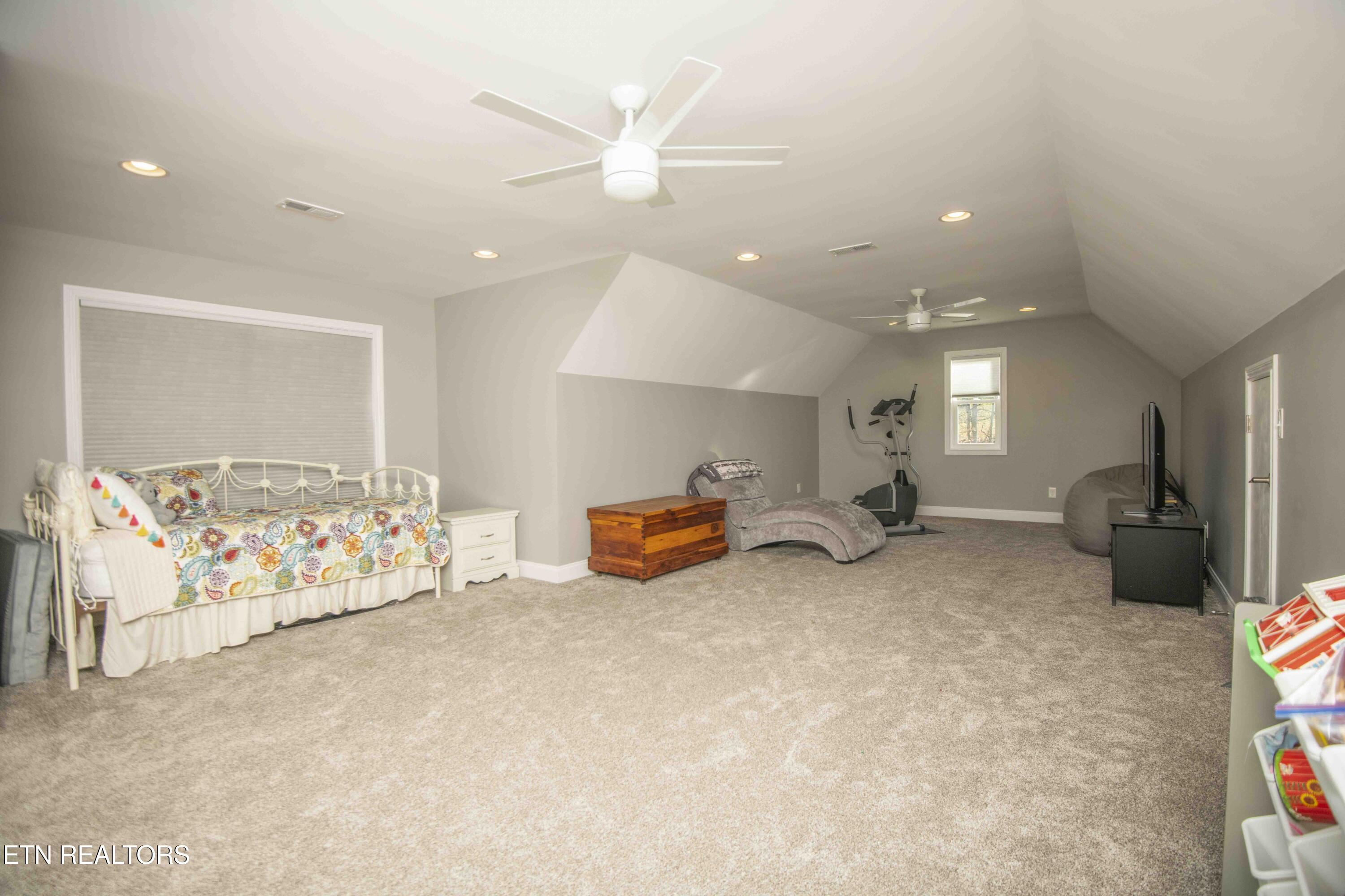 9223 White Lightning Way Knoxville TN 37938