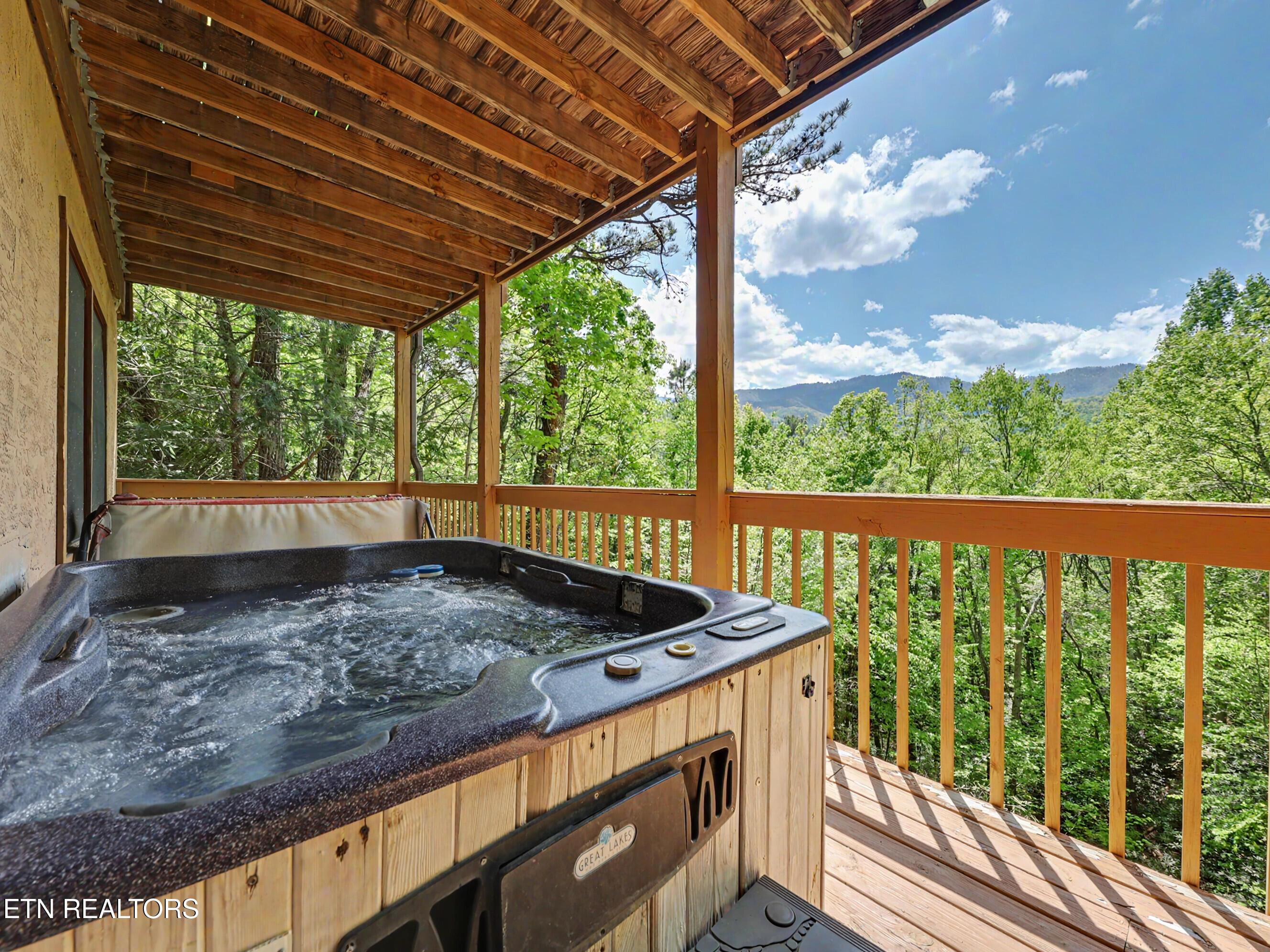 439 Ridgeline Way Gatlinburg TN 37738