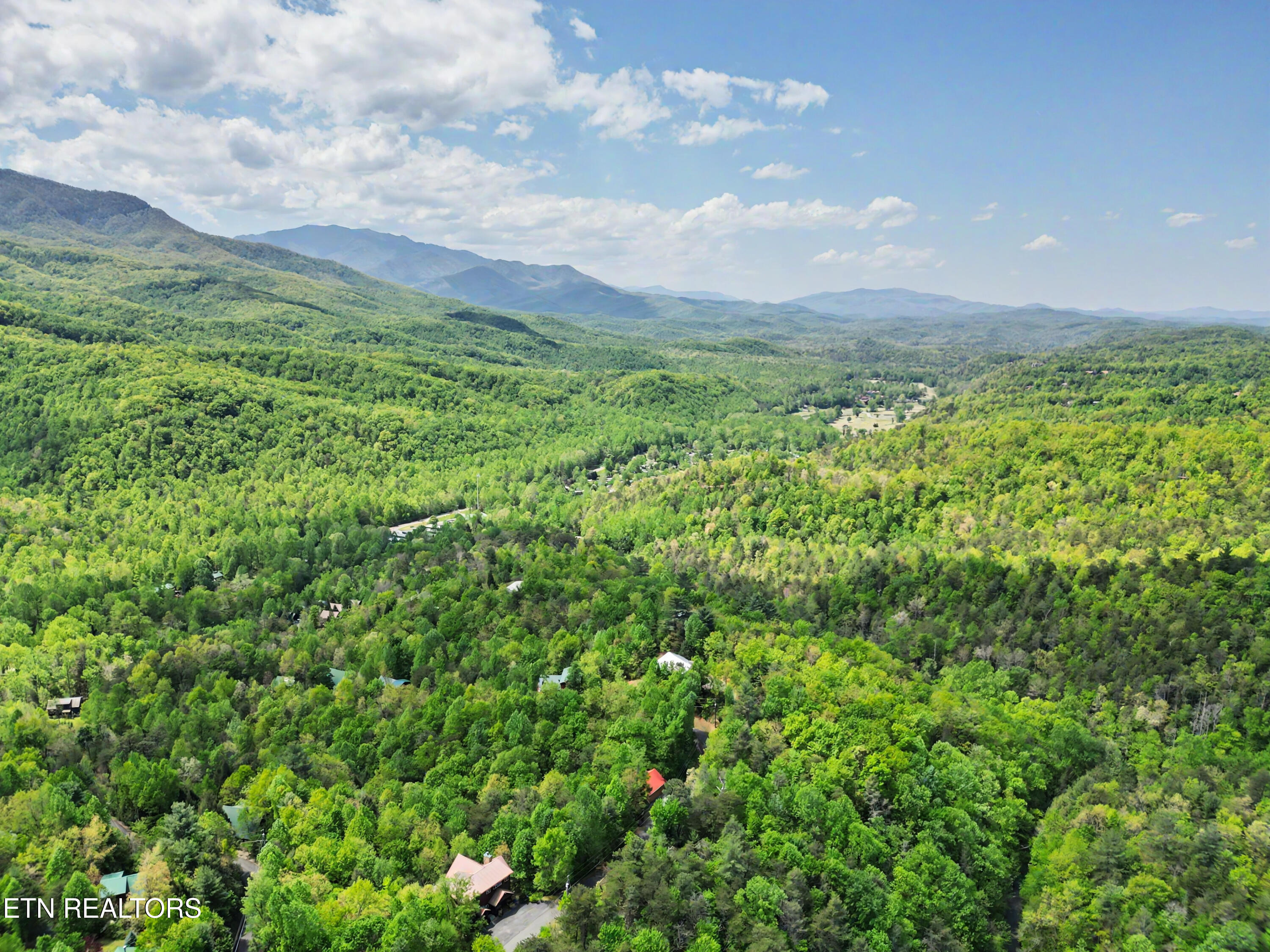 439 Ridgeline Way Gatlinburg TN 37738