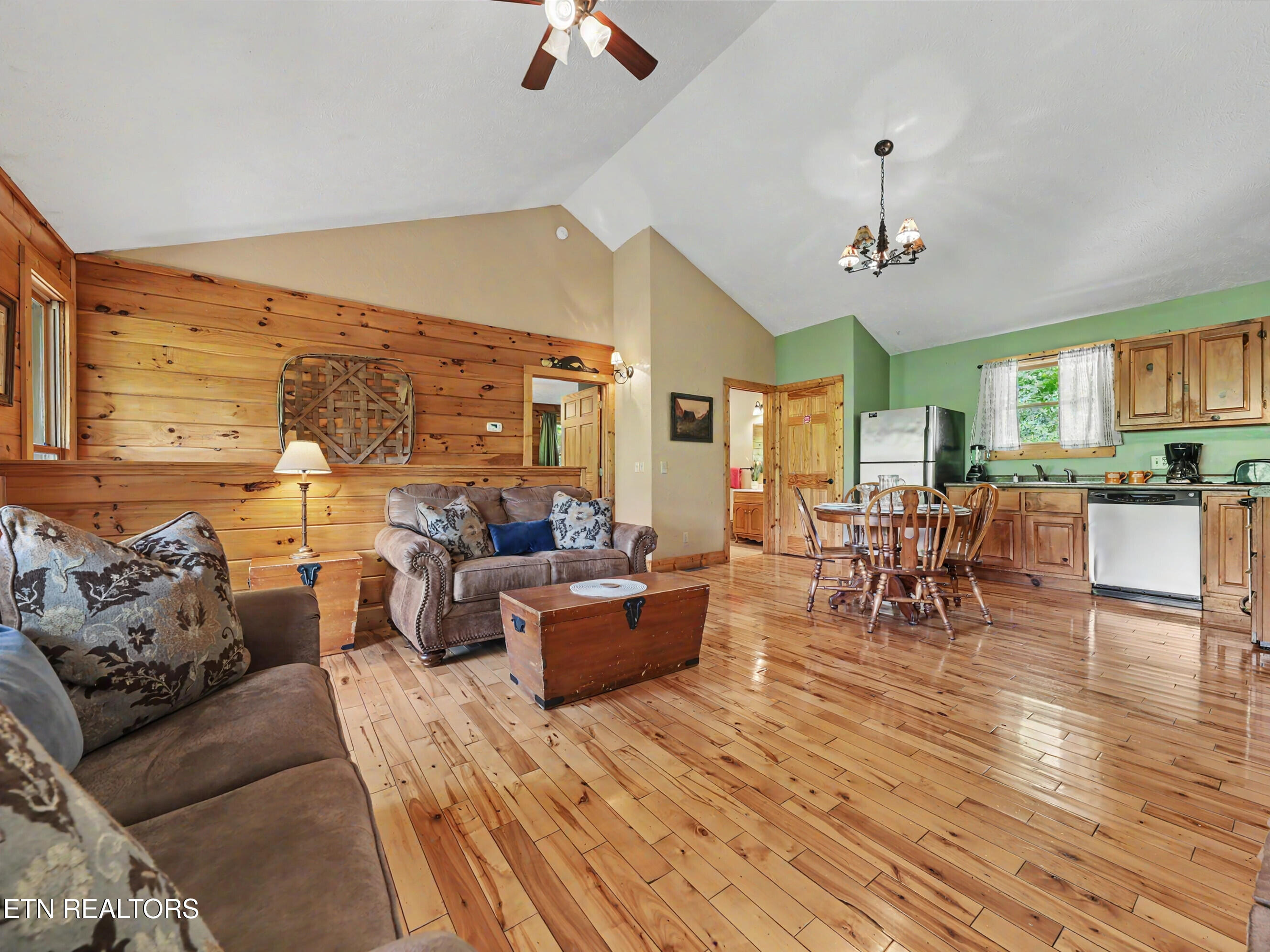439 Ridgeline Way Gatlinburg TN 37738