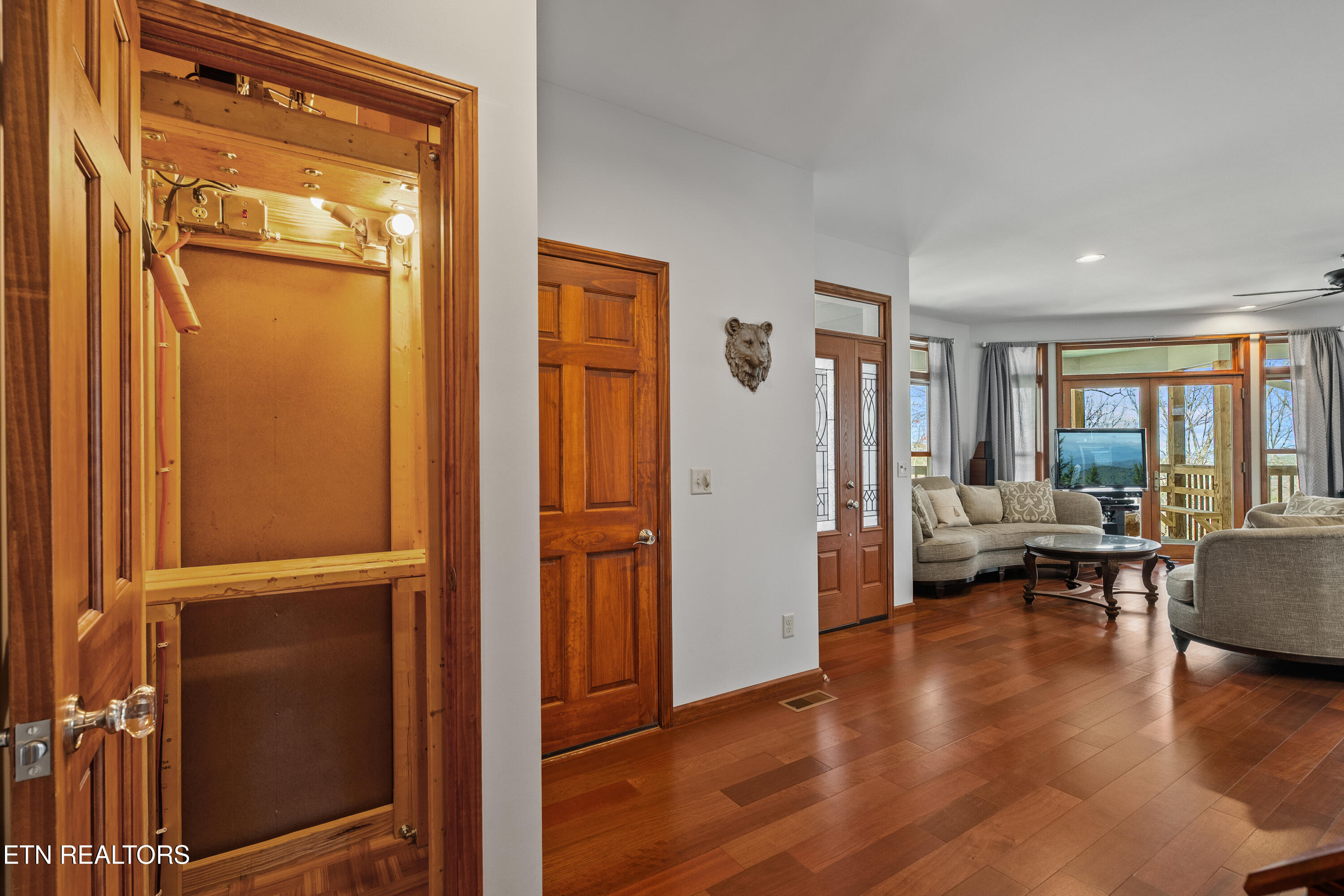 2932 Mockingbird Way Sevierville TN 37862