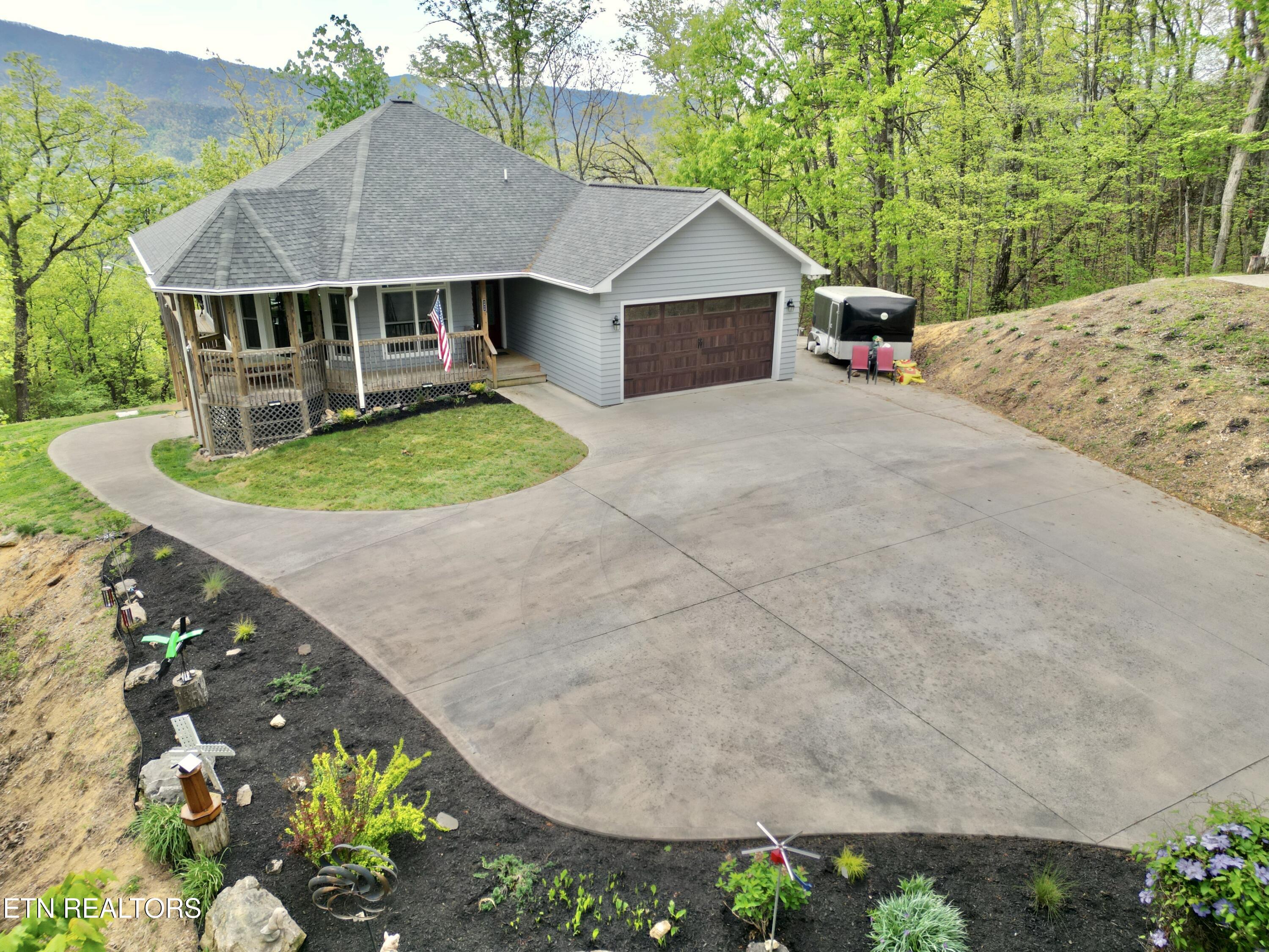2932 Mockingbird Way Sevierville TN 37862