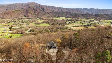2932 Mockingbird Way Sevierville TN 37862