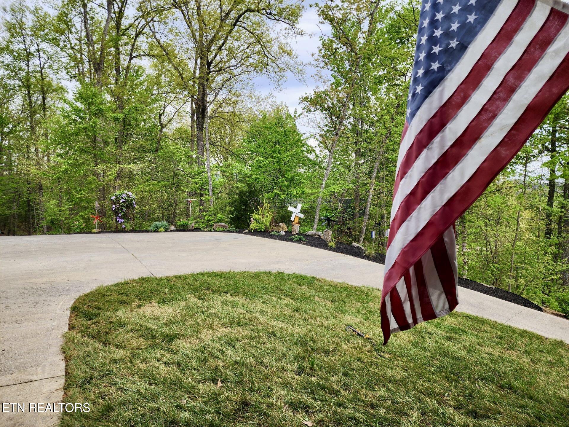 2932 Mockingbird Way Sevierville TN 37862