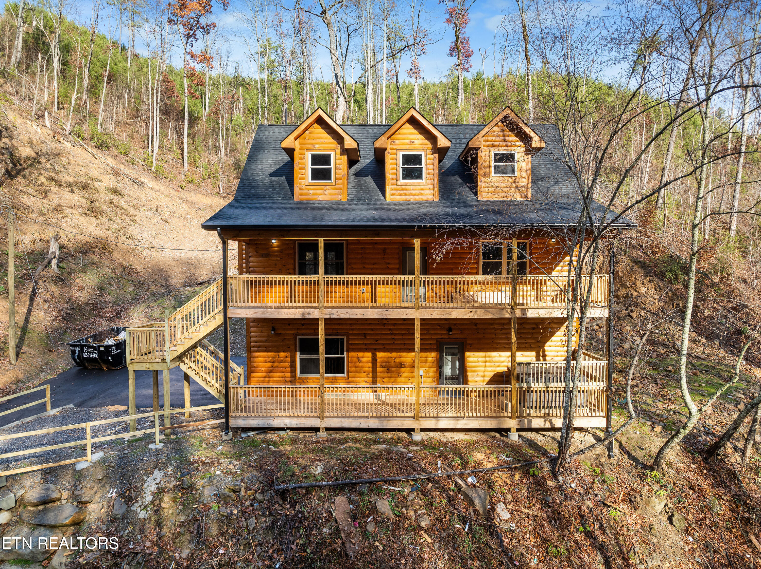 1045 Deep Hollow Road Gatlinburg TN 37738
