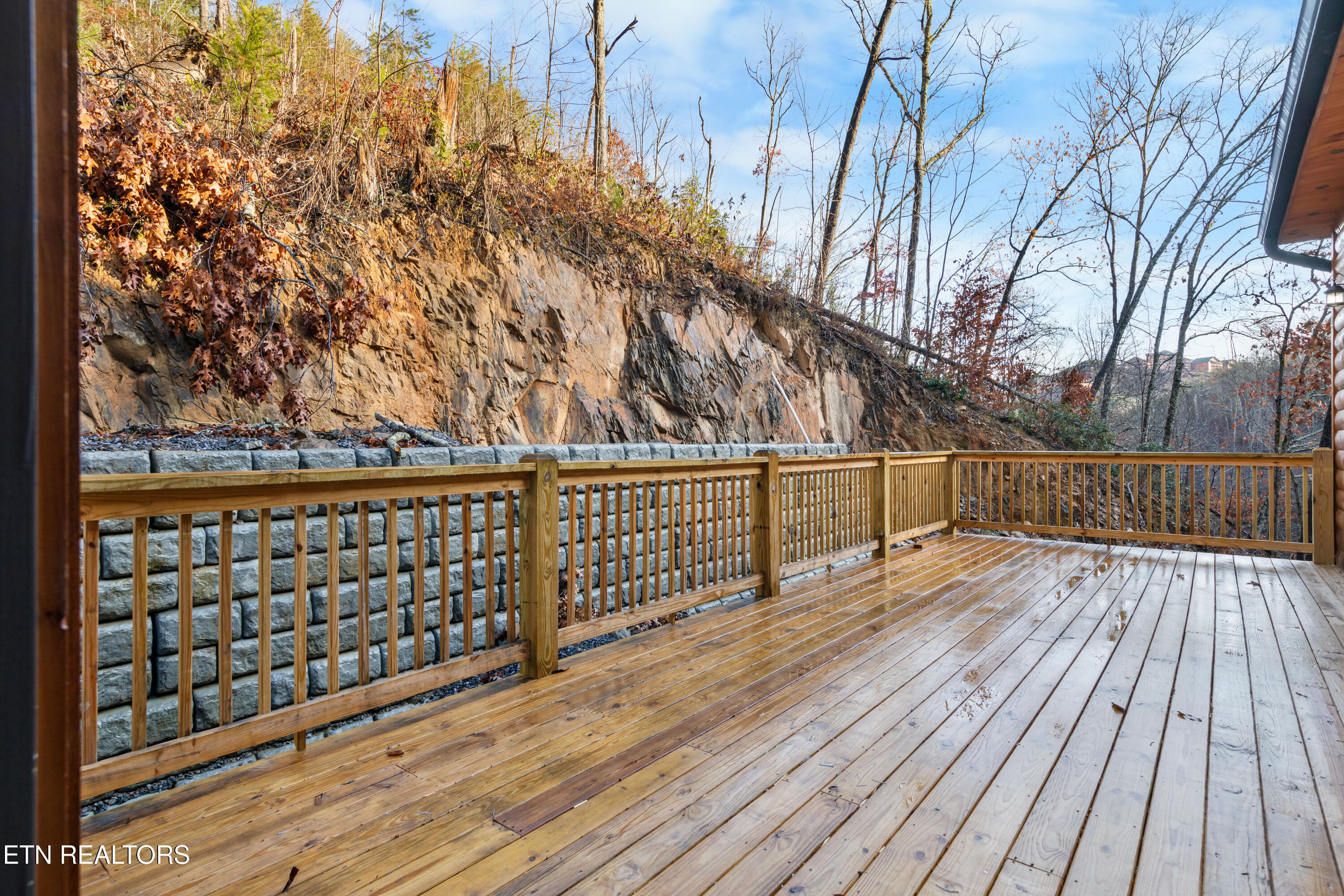 1045 Deep Hollow Road Gatlinburg TN 37738