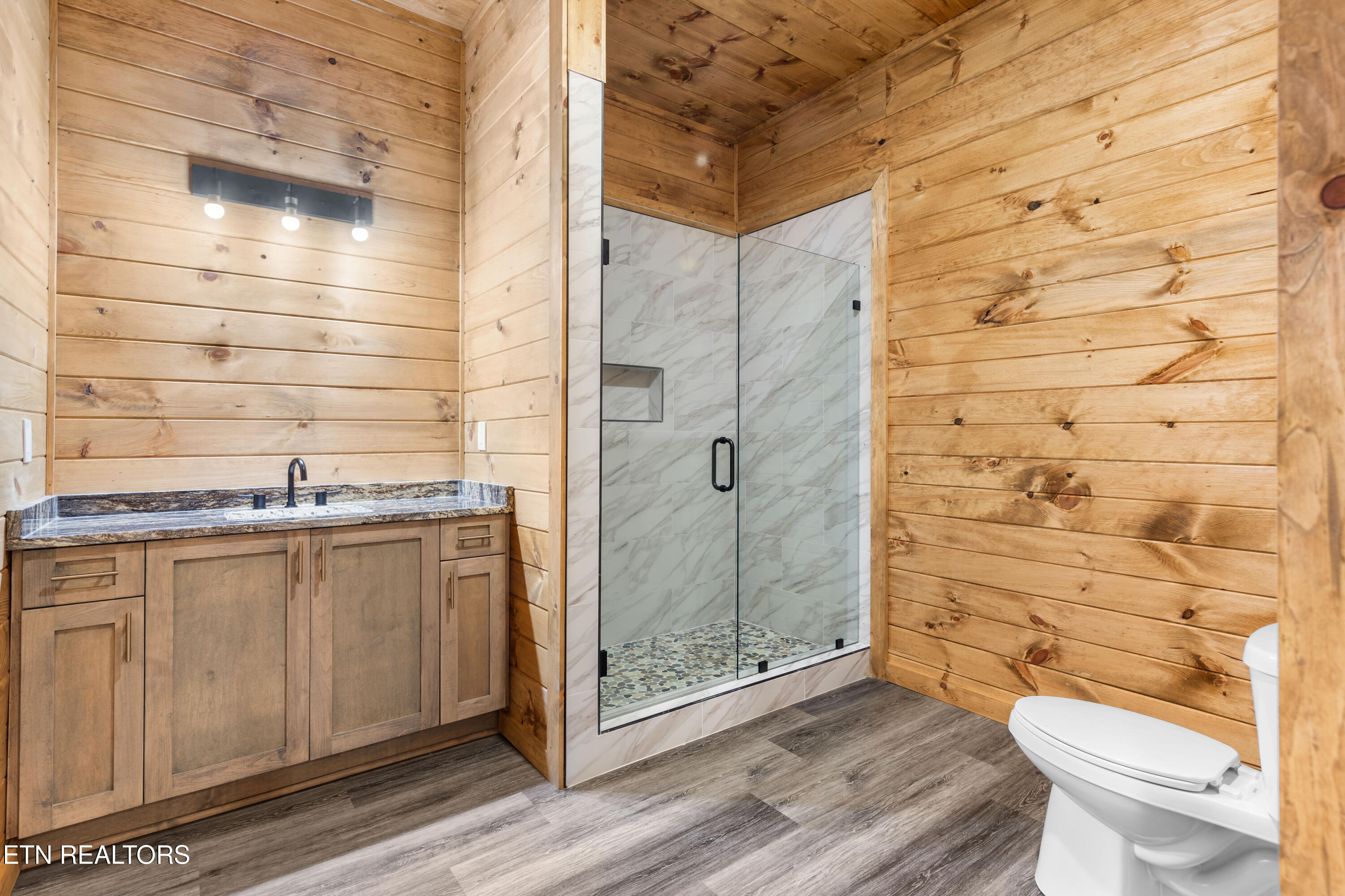 1045 Deep Hollow Road Gatlinburg TN 37738