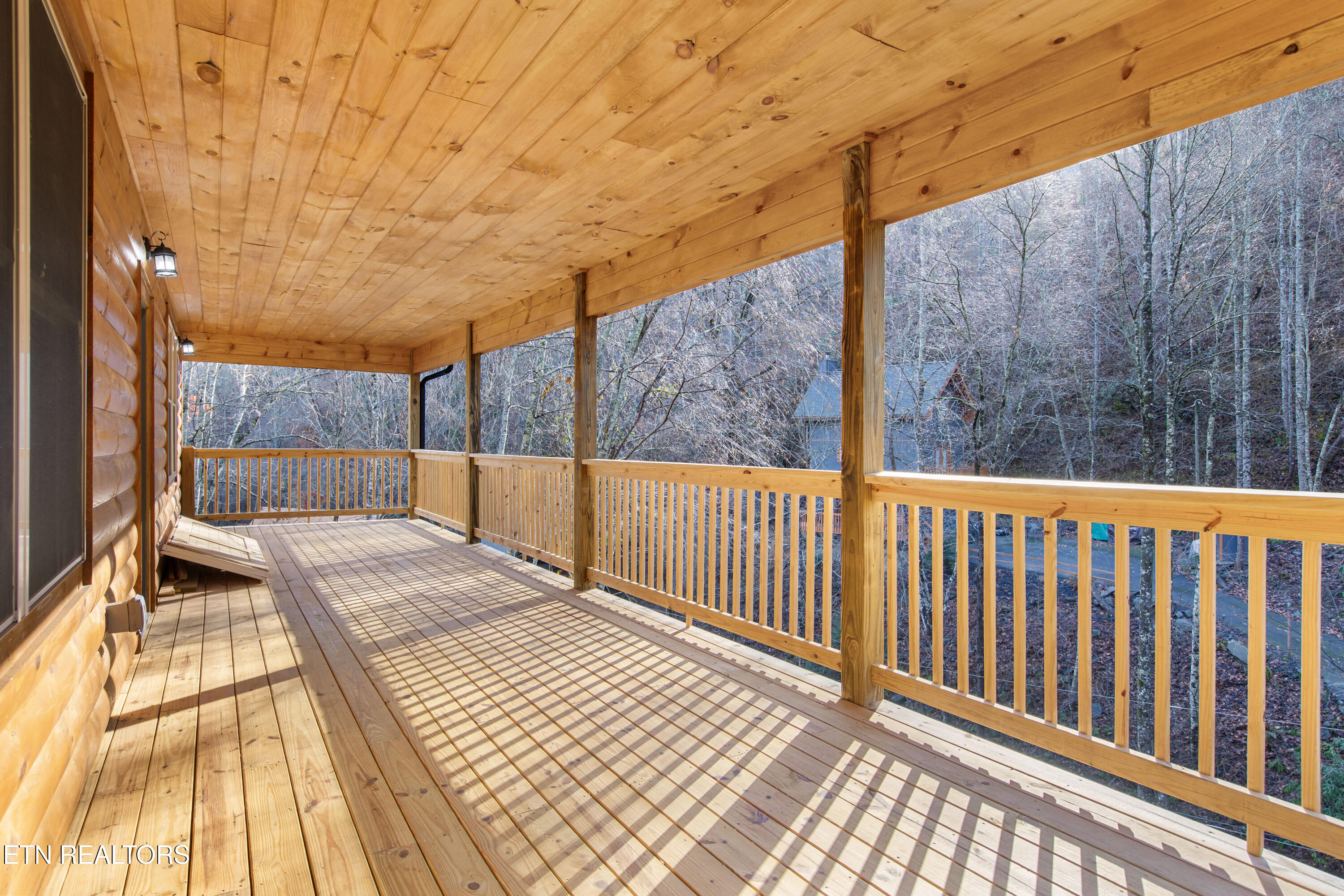 1045 Deep Hollow Road Gatlinburg TN 37738