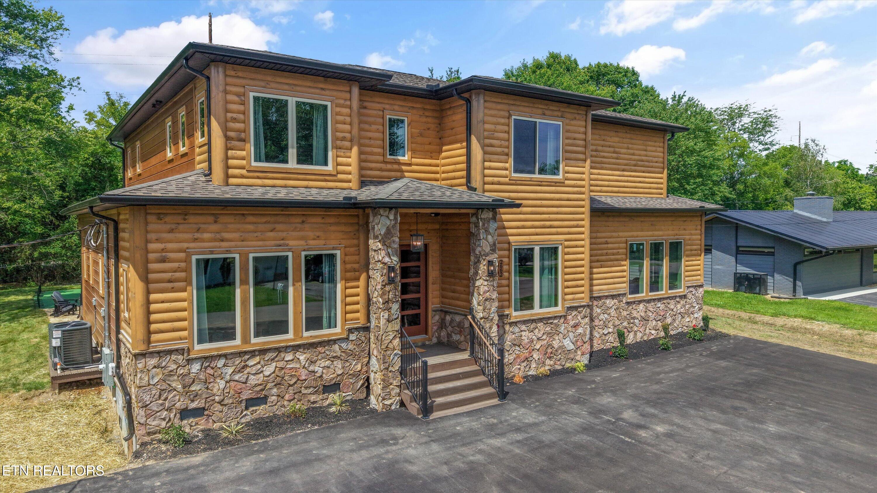 2662 High Valley Drive Pigeon Forge TN 37863
