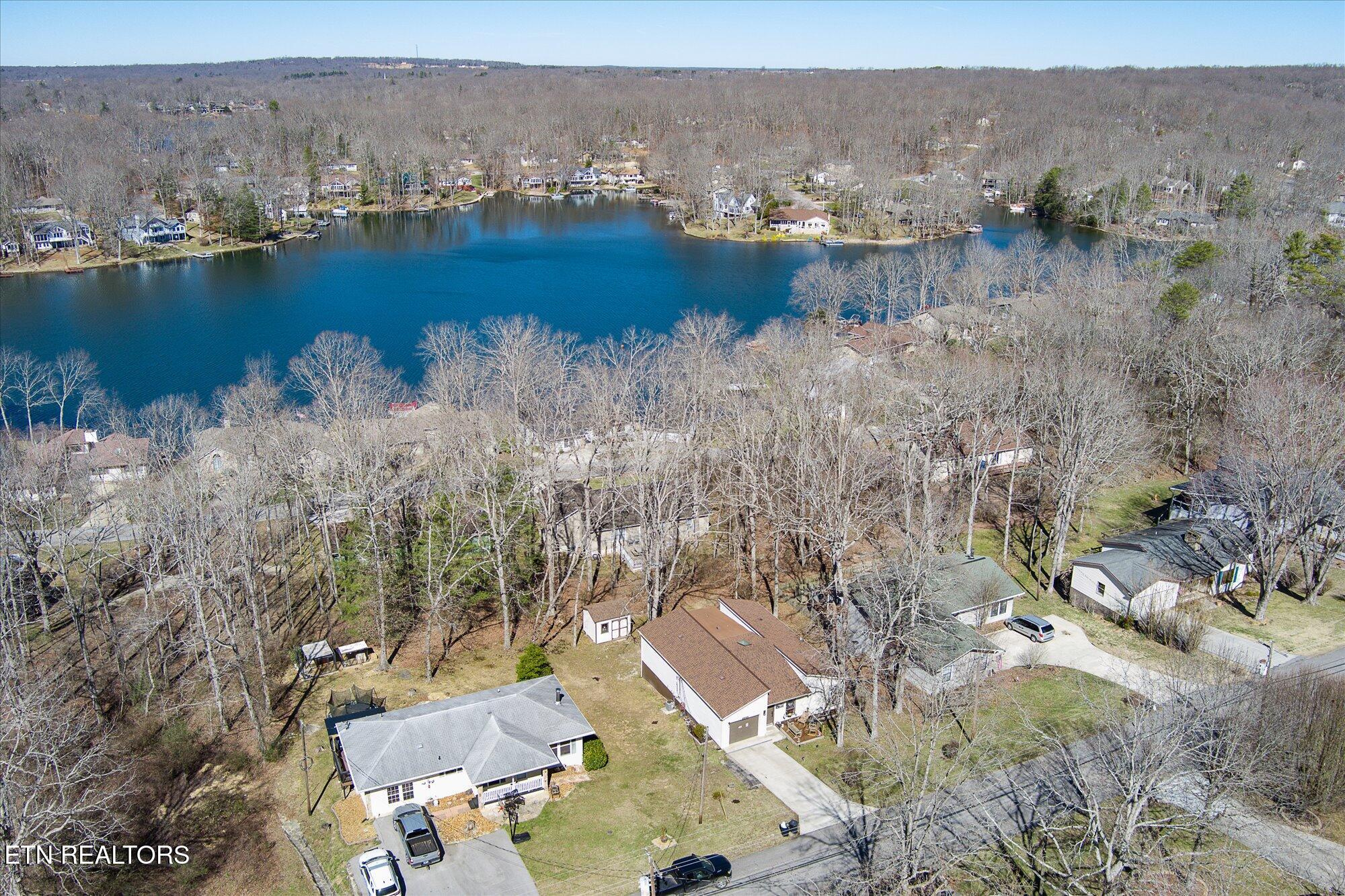 131 Lakeshire Drive Crossville TN 38558