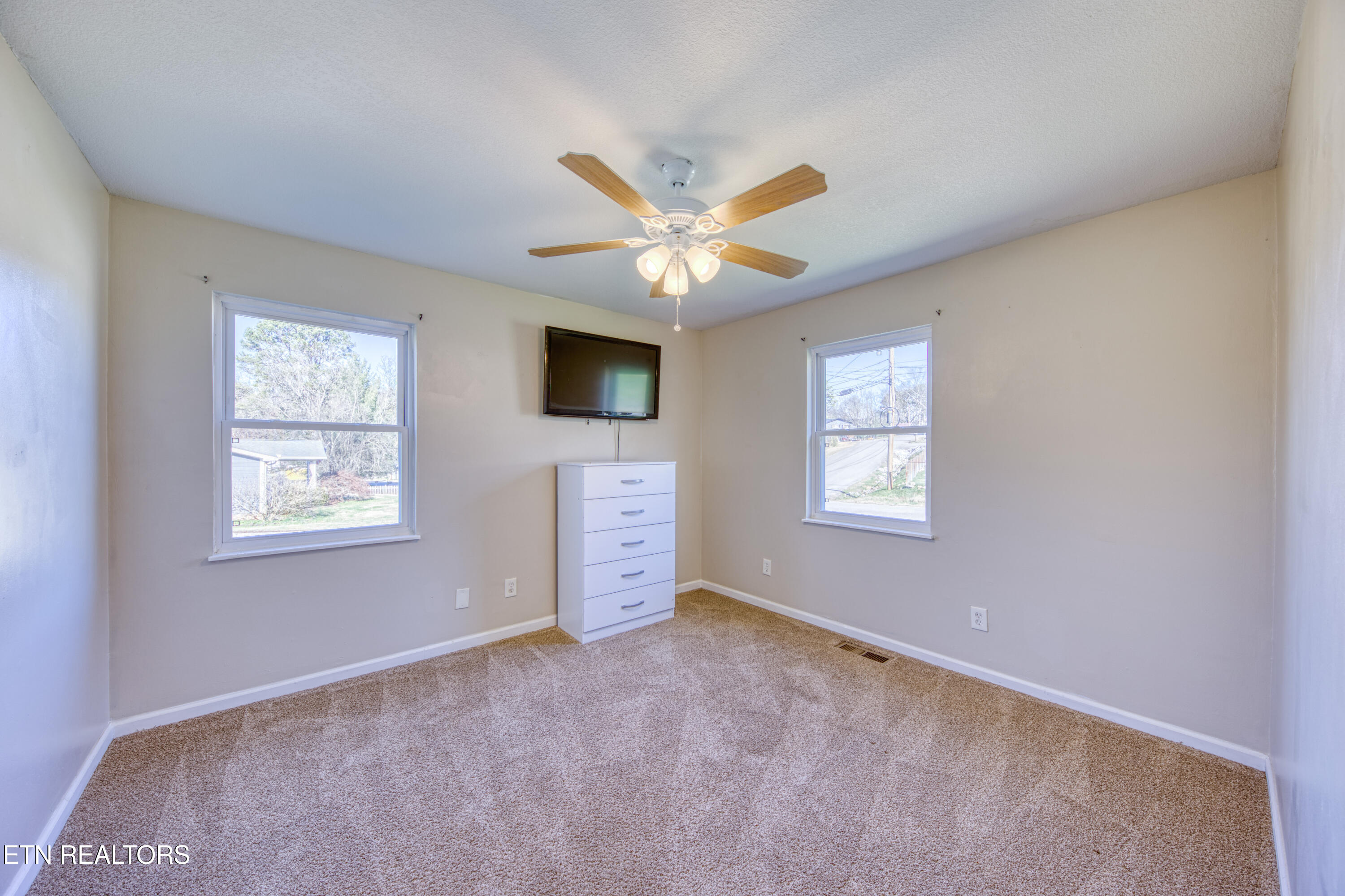 200 Cox Road Loudon TN 37774