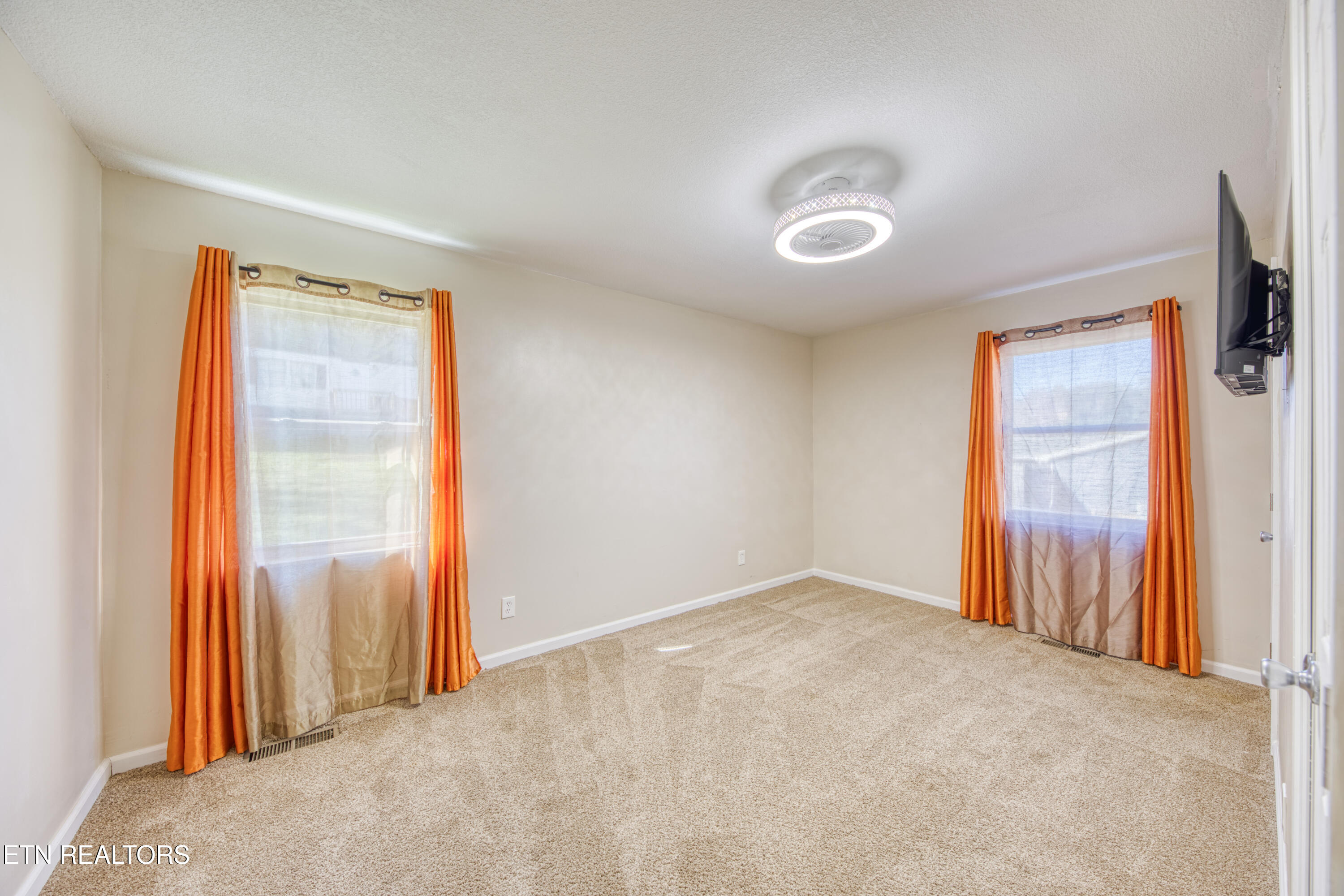 200 Cox Road Loudon TN 37774