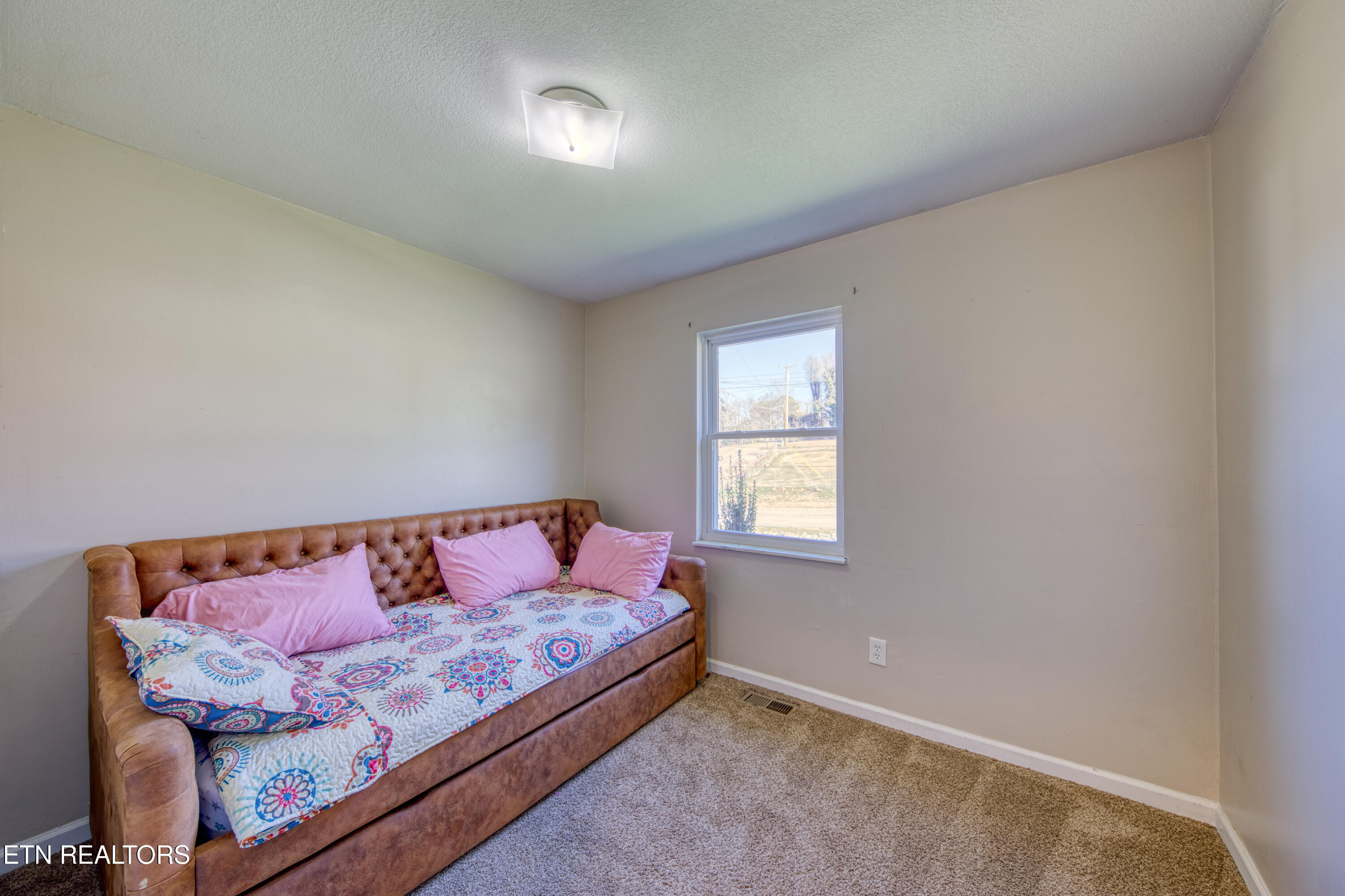 200 Cox Road Loudon TN 37774