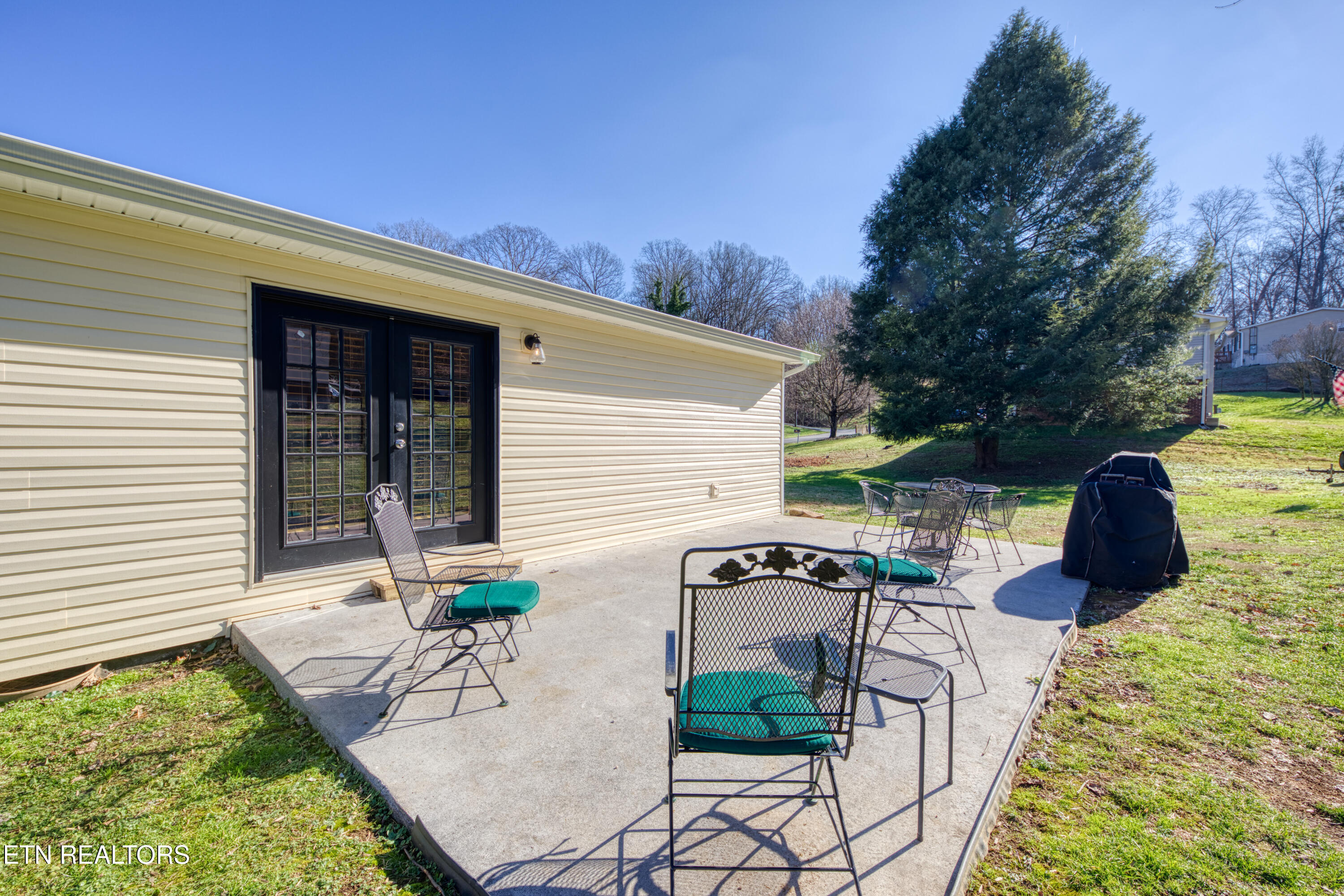 200 Cox Road Loudon TN 37774