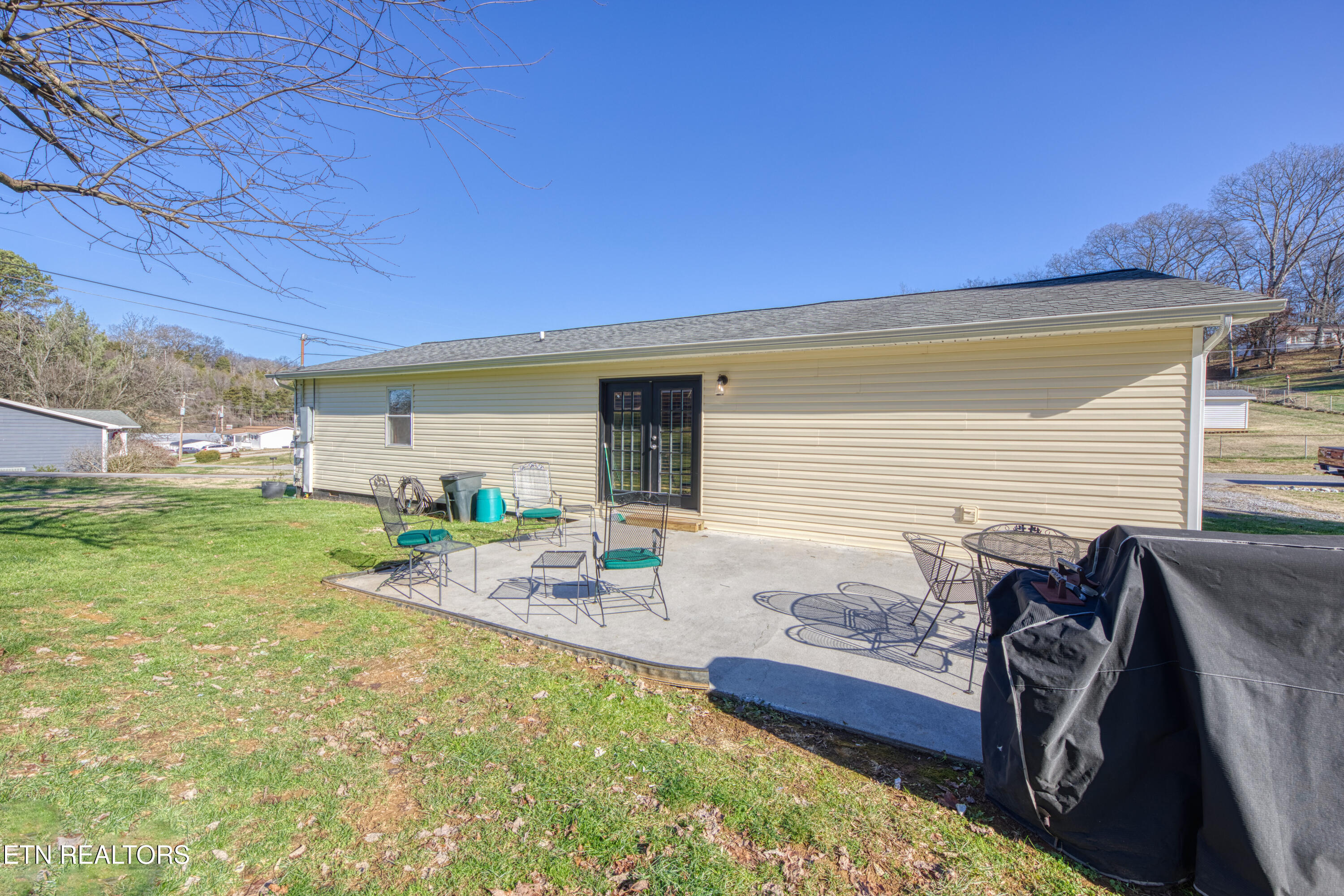 200 Cox Road Loudon TN 37774