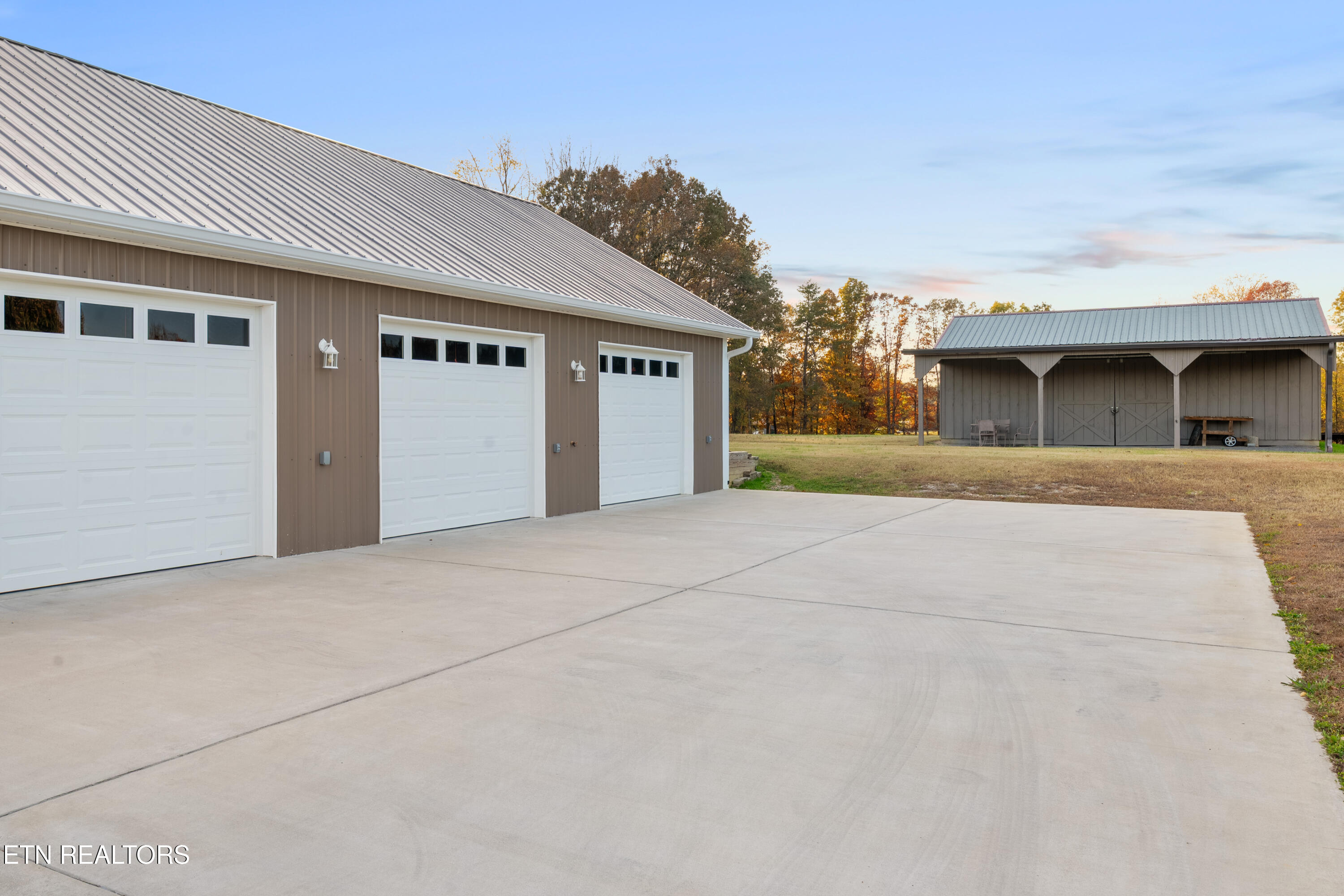 307 Idlewild Drive White Pine TN 37890