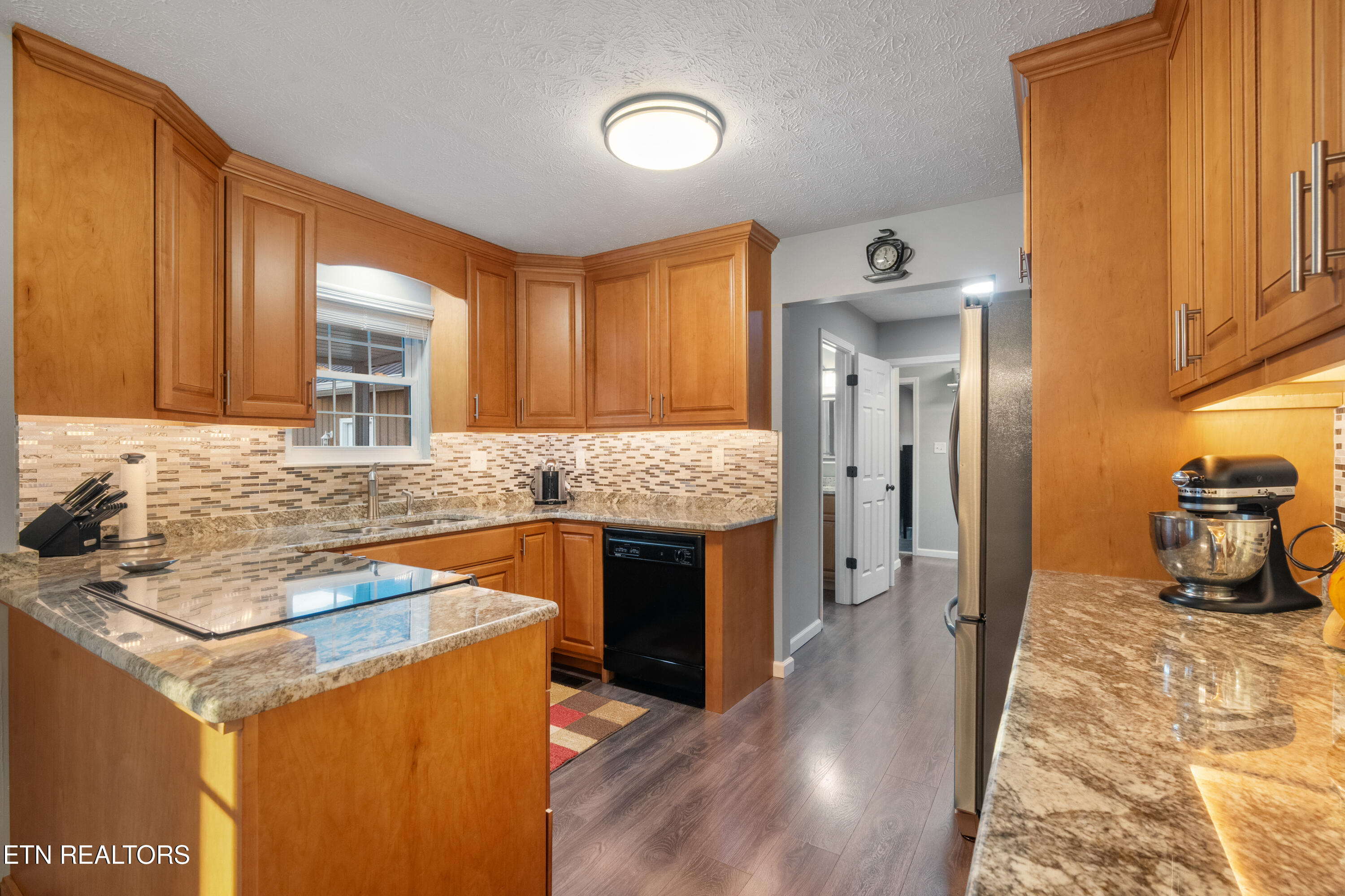 307 Idlewild Drive White Pine TN 37890