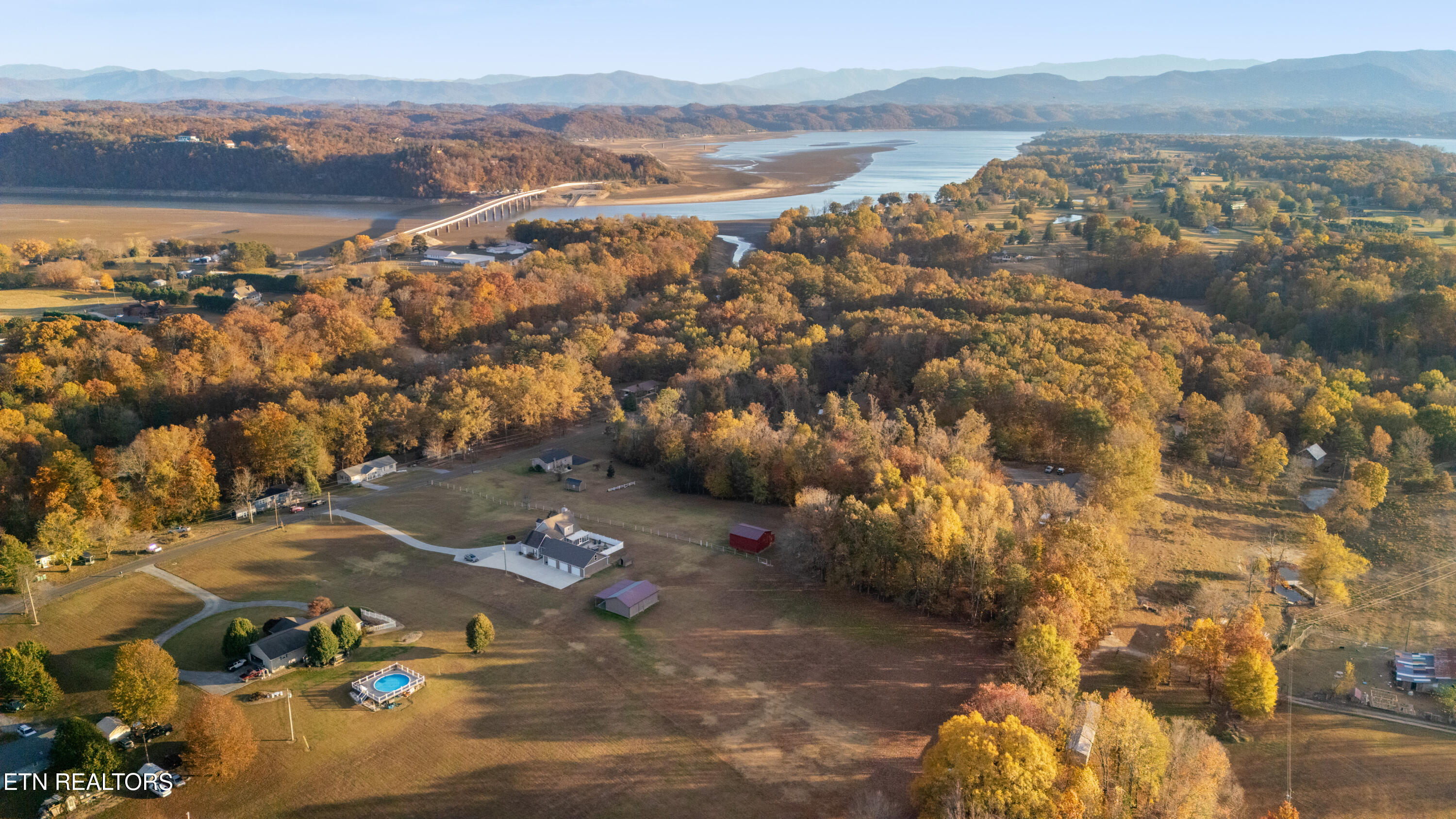 307 Idlewild Drive White Pine TN 37890