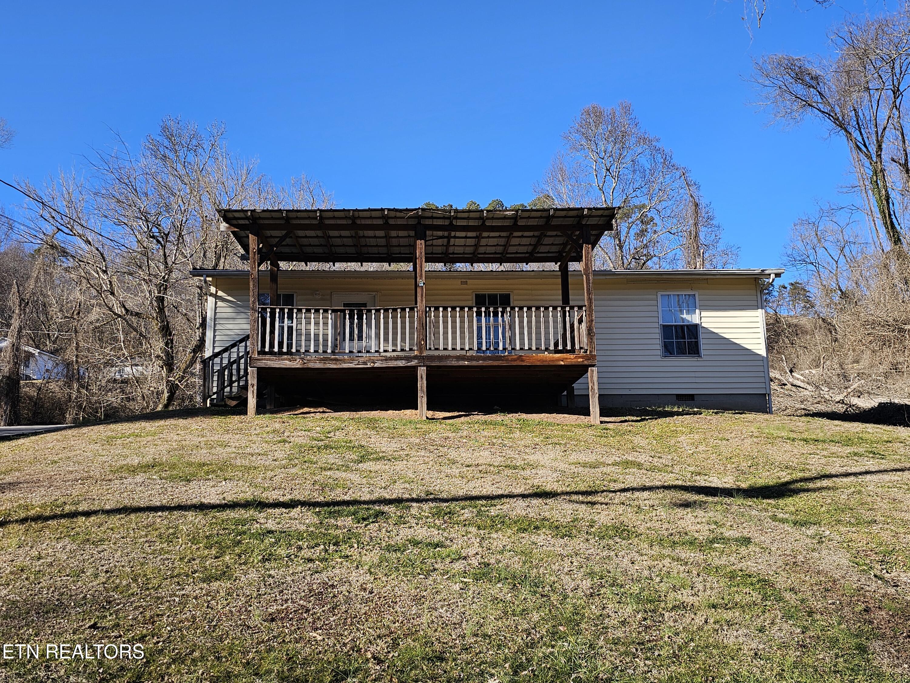 348 Washington Drive Harriman TN 37748