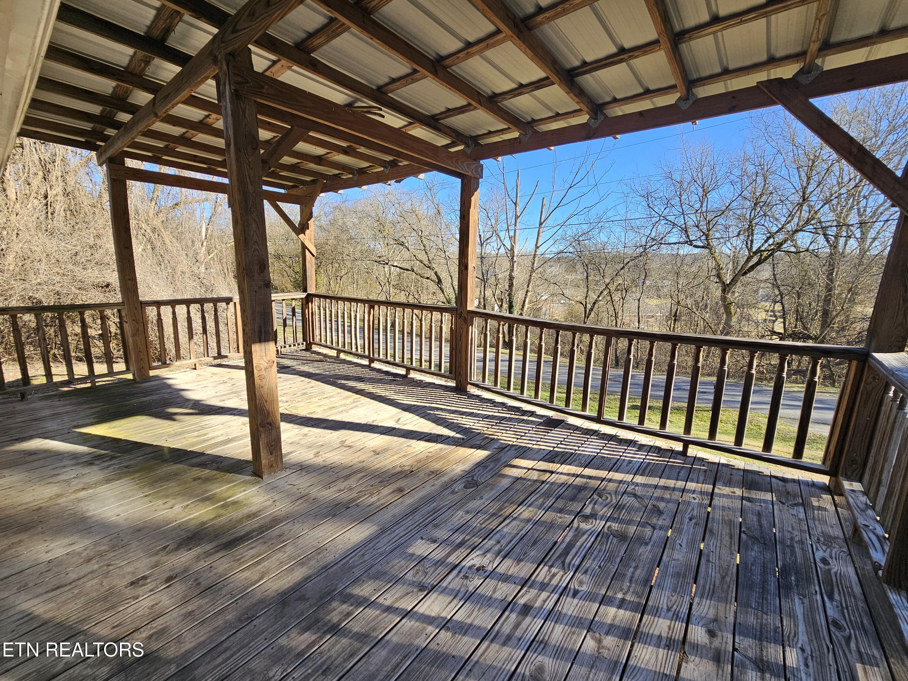 348 Washington Drive Harriman TN 37748