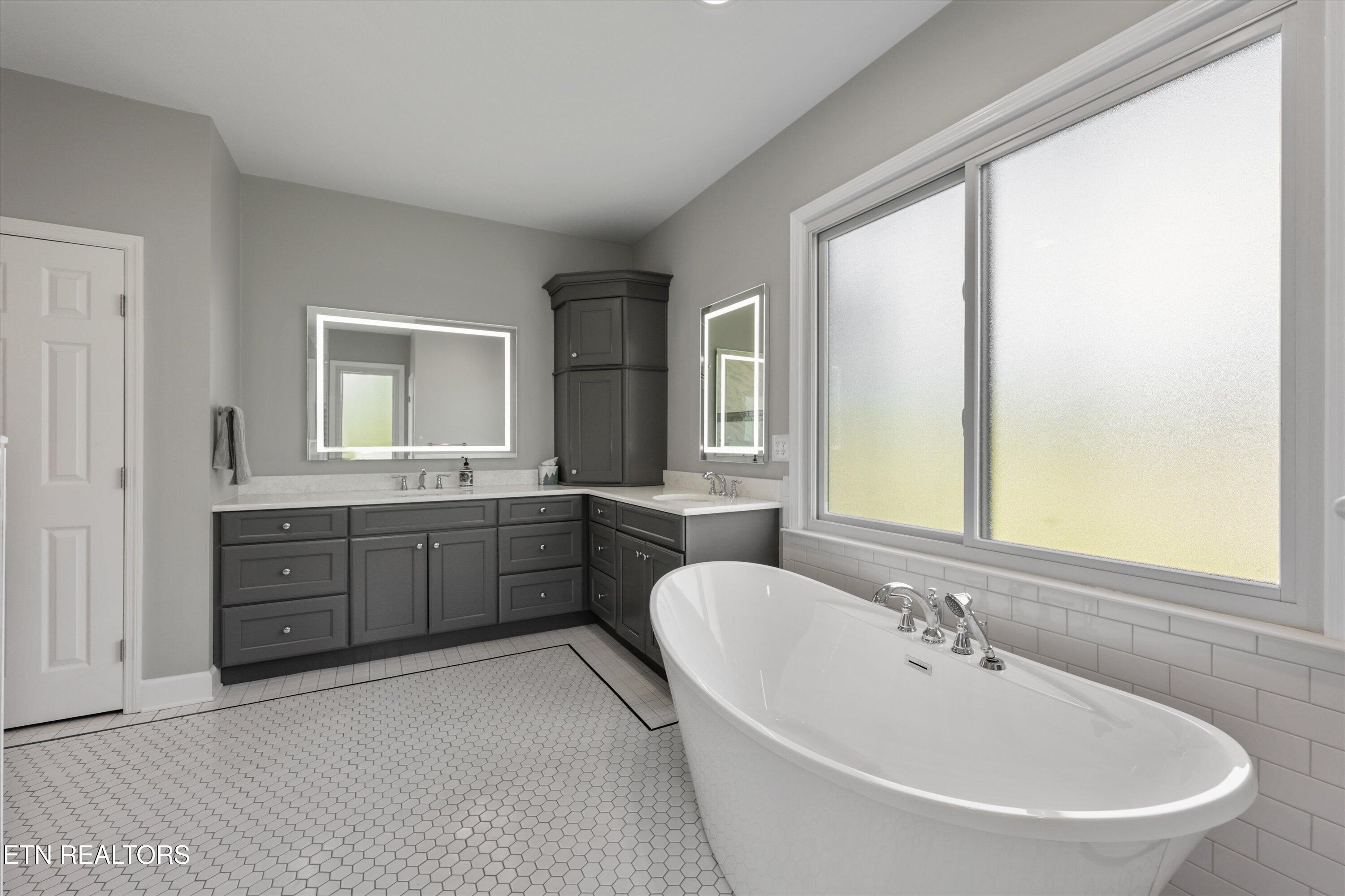 318 Hidden Cove Court Maryville TN 37803