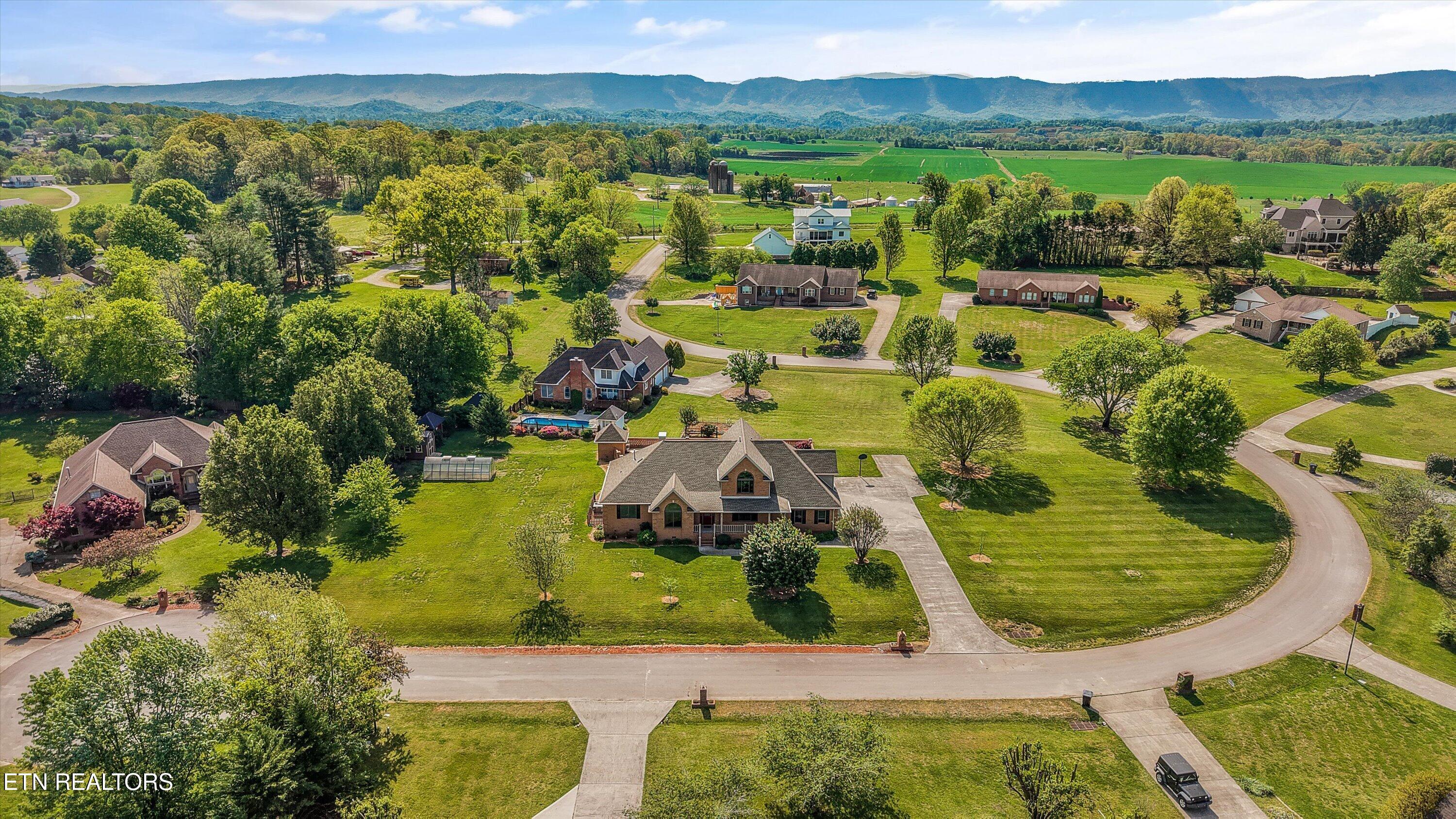 318 Hidden Cove Court Maryville TN 37803