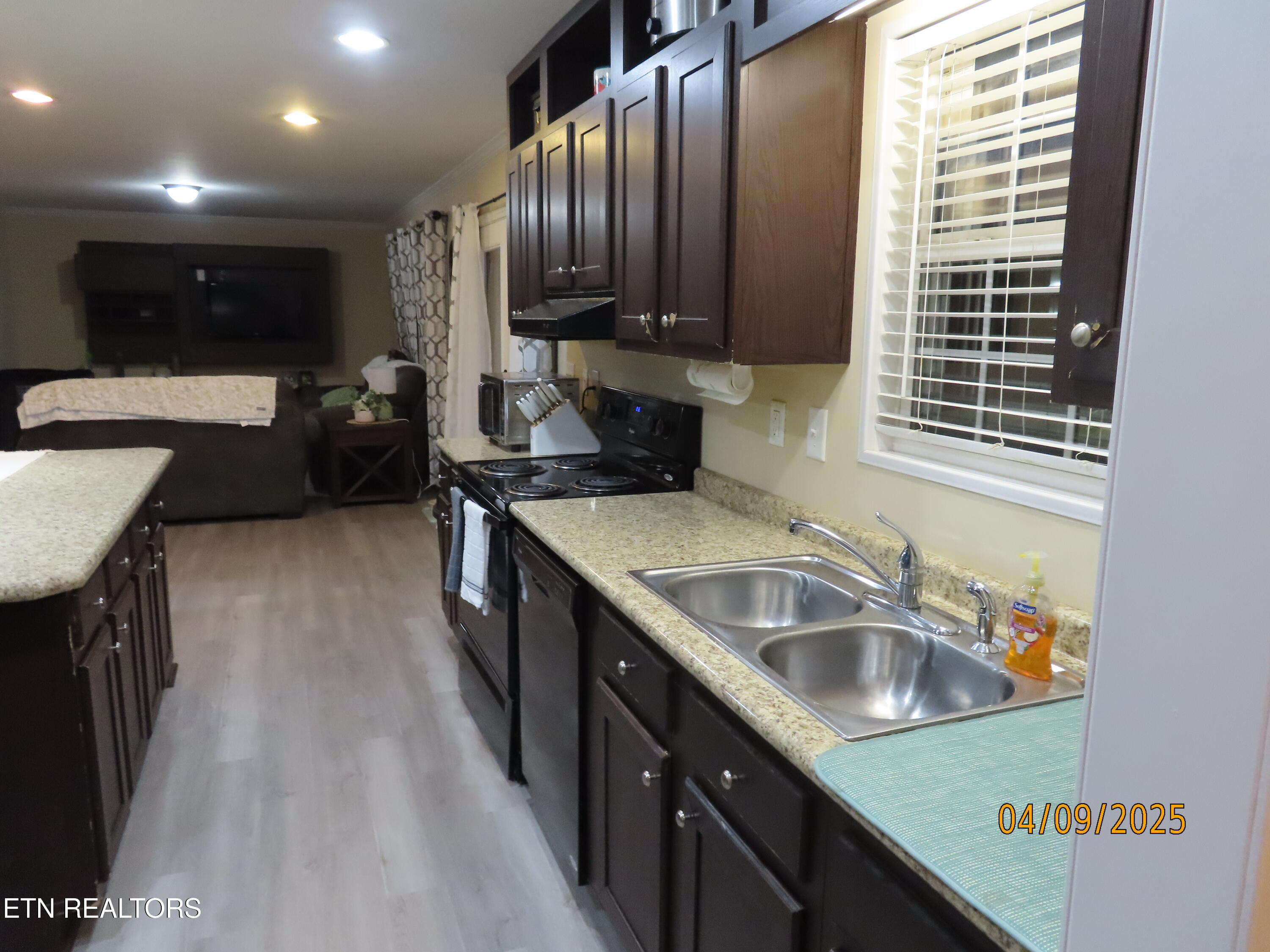 177 Holly Grove Lane Loudon TN 37774